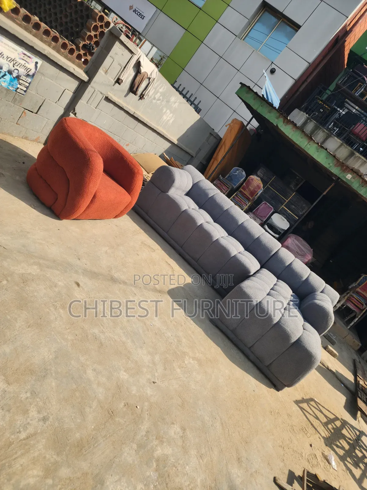 Luxury Bubble L-Shaped Sofa With Its Single Seater