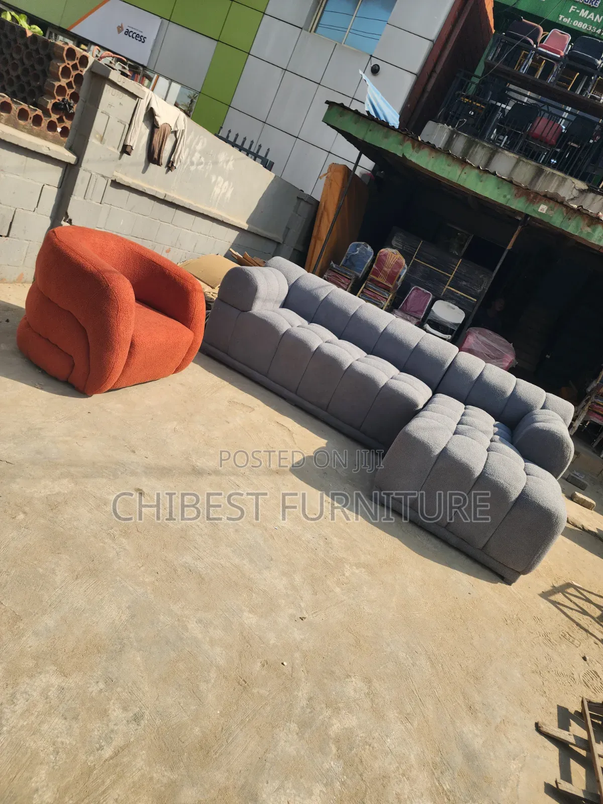 Luxury Bubble L-Shaped Sofa With Its Single Seater