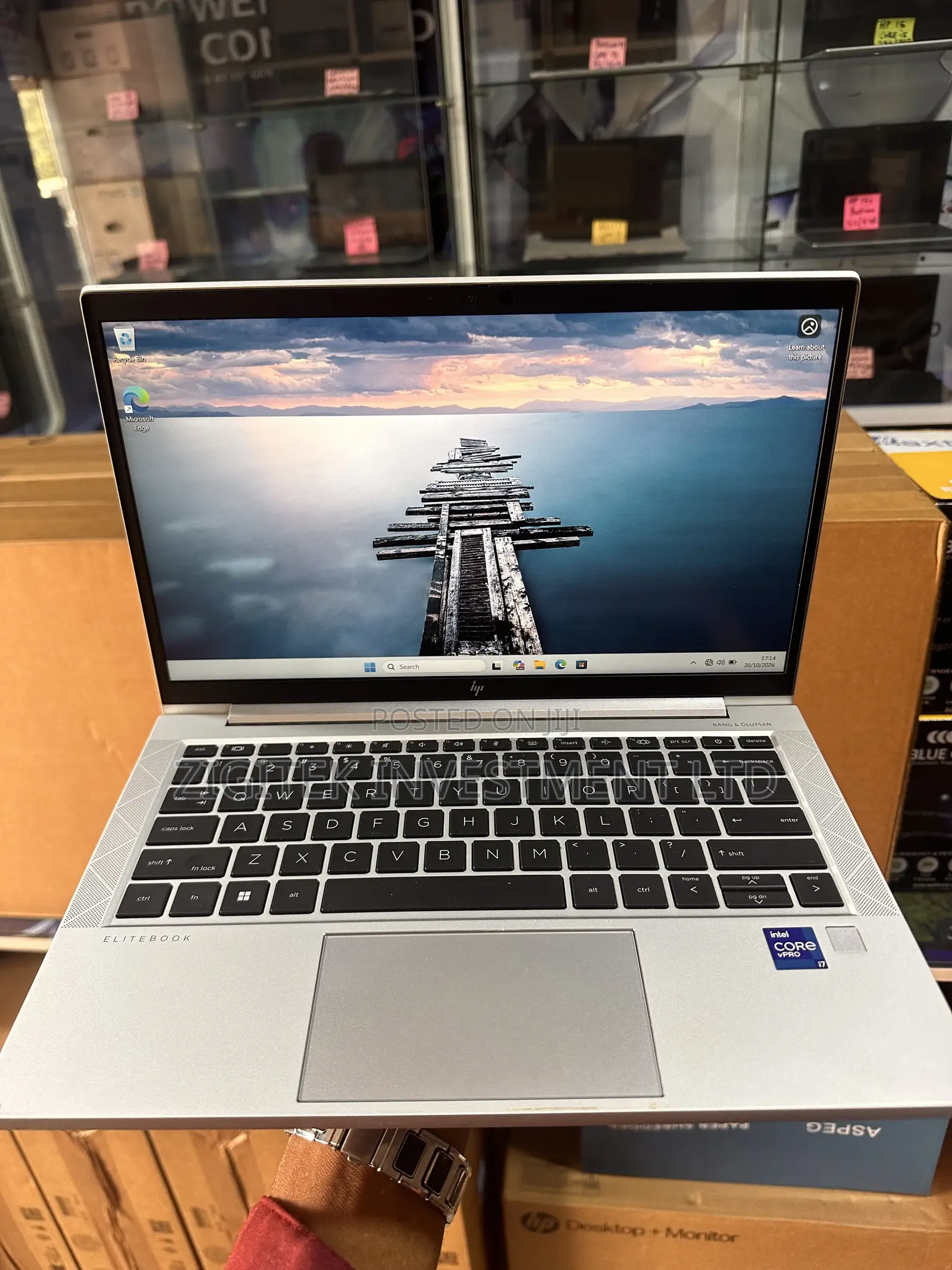 Laptop HP EliteBook 830 G8 16GB Intel Core i7 SSD 512GB