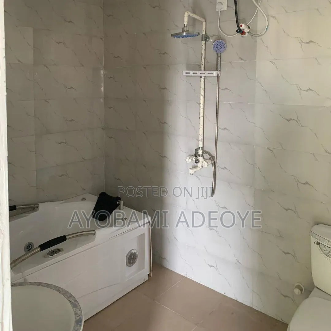 4bdrm Duplex in Happyland, Sangotedo for rent