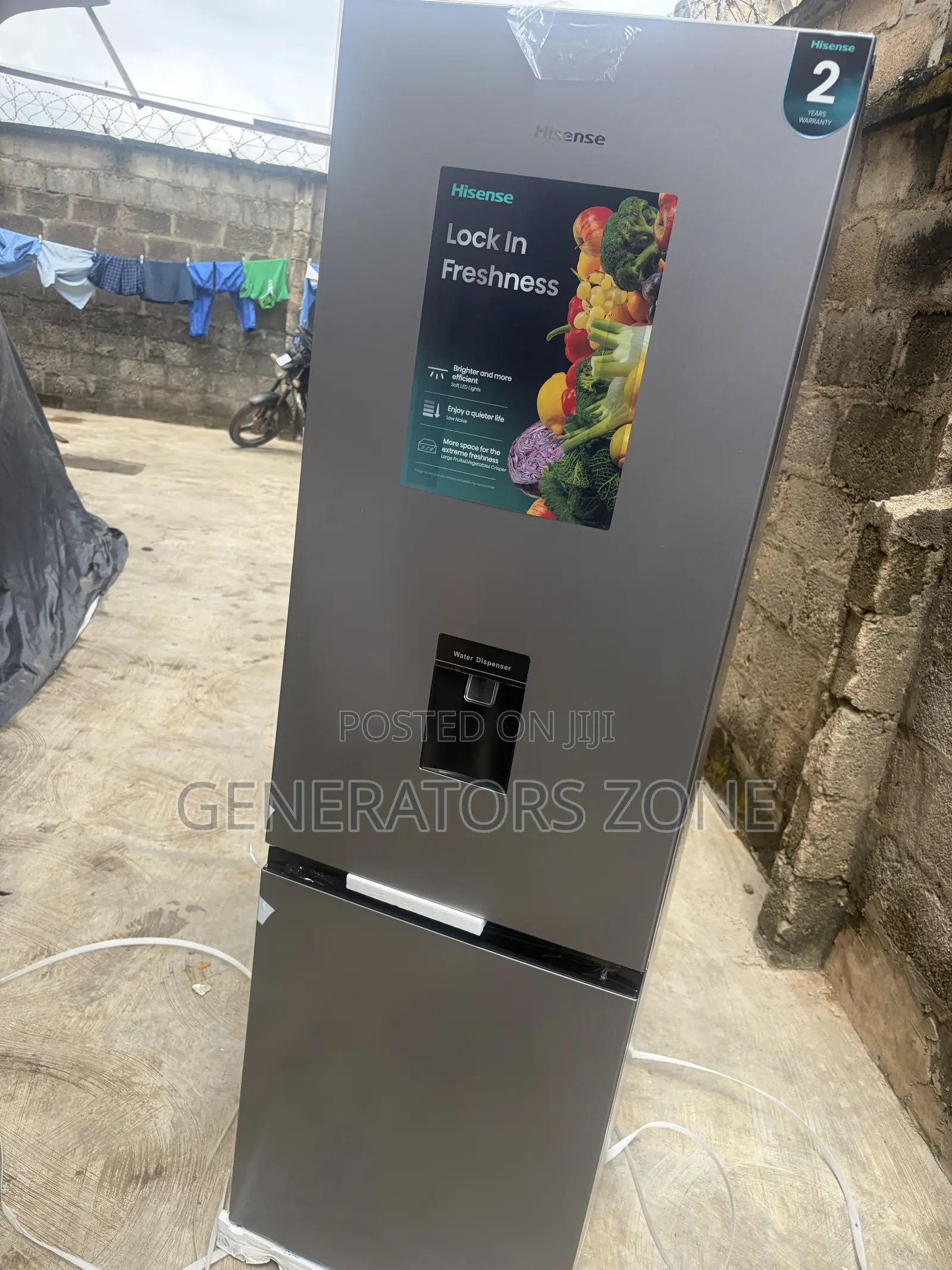 Hisense 264L Refrigerator for Fresh and Frozen Food Storage