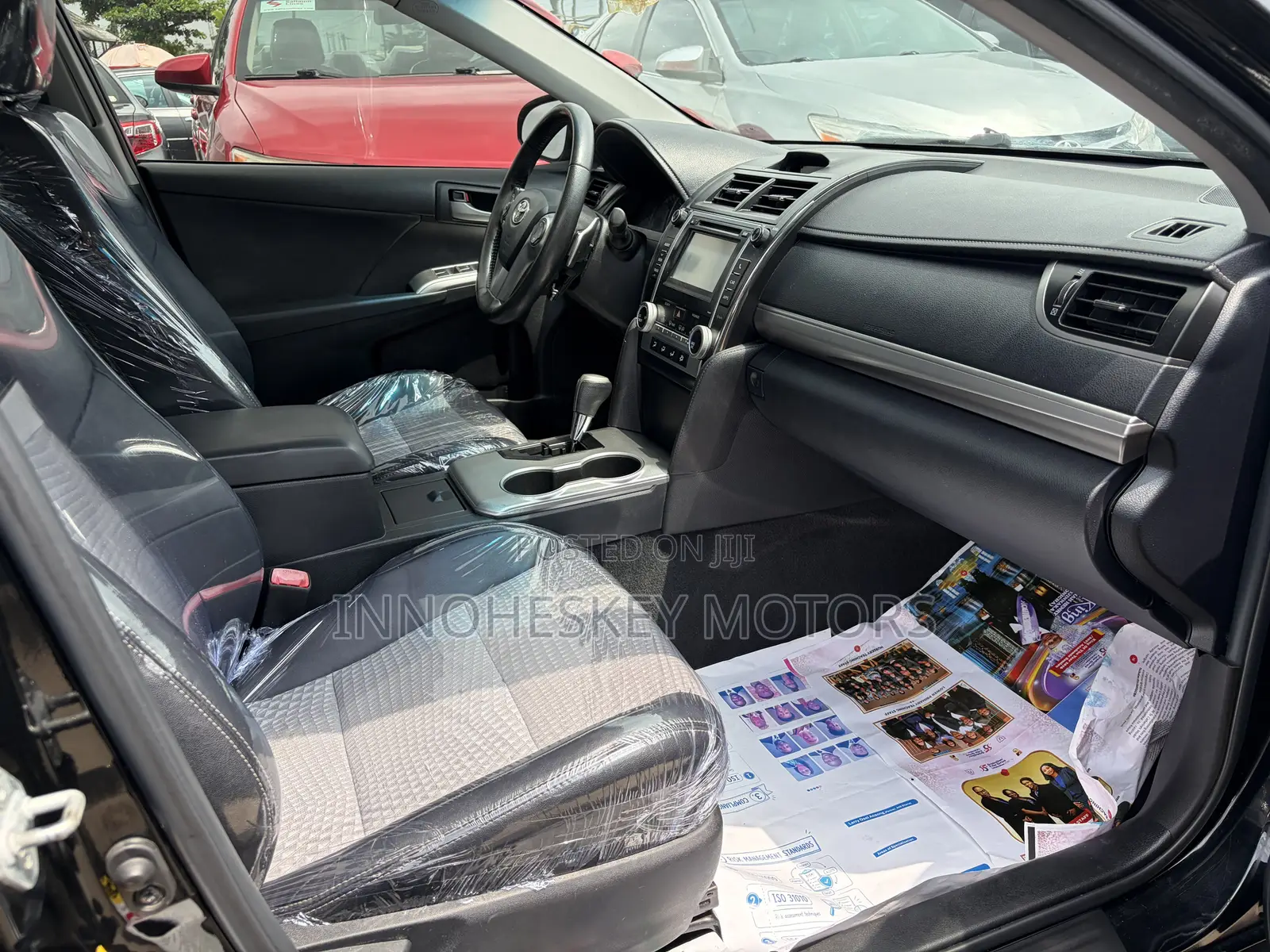 Toyota Camry SE V6 4dr Sedan (3.5L 6cyl 6A) 2013 Black