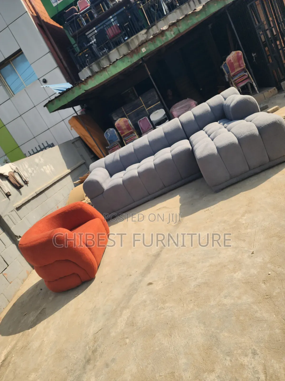 Brand New L-Shaped Sofa With a Single Seater.