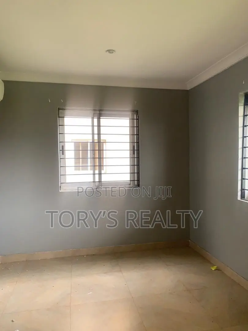 Mini Flat in Lekki Phase 1 for rent