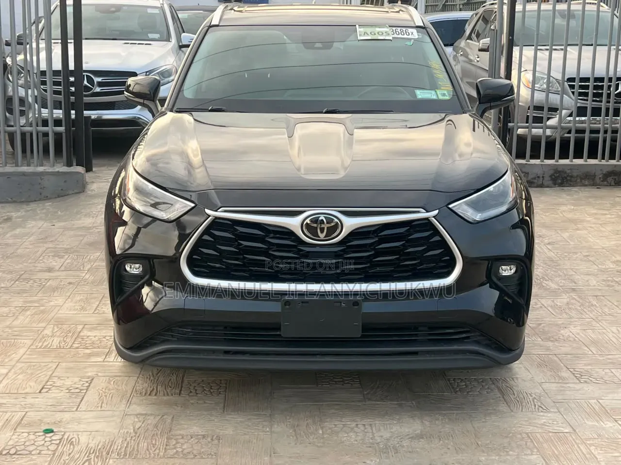Toyota Highlander XLE 2021 Black