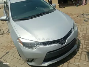 Toyota Corolla 2015 Silver