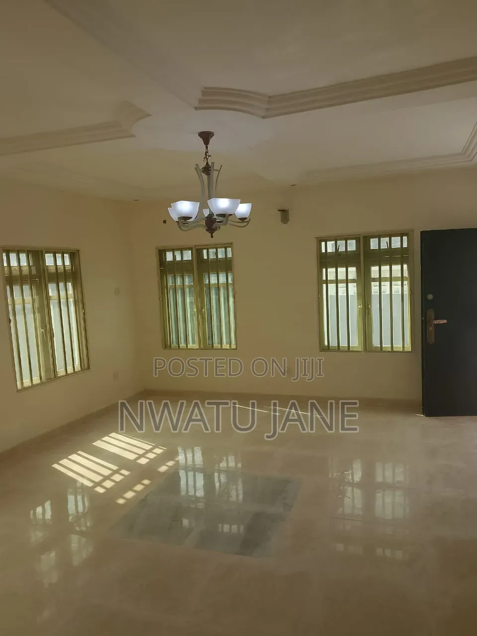 3bdrm Bungalow in Inside An Estate In for rent