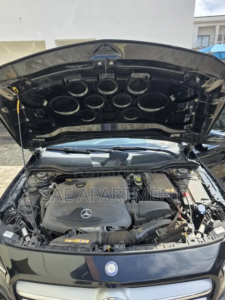 Mercedes-Benz GLA 250 2015 Black