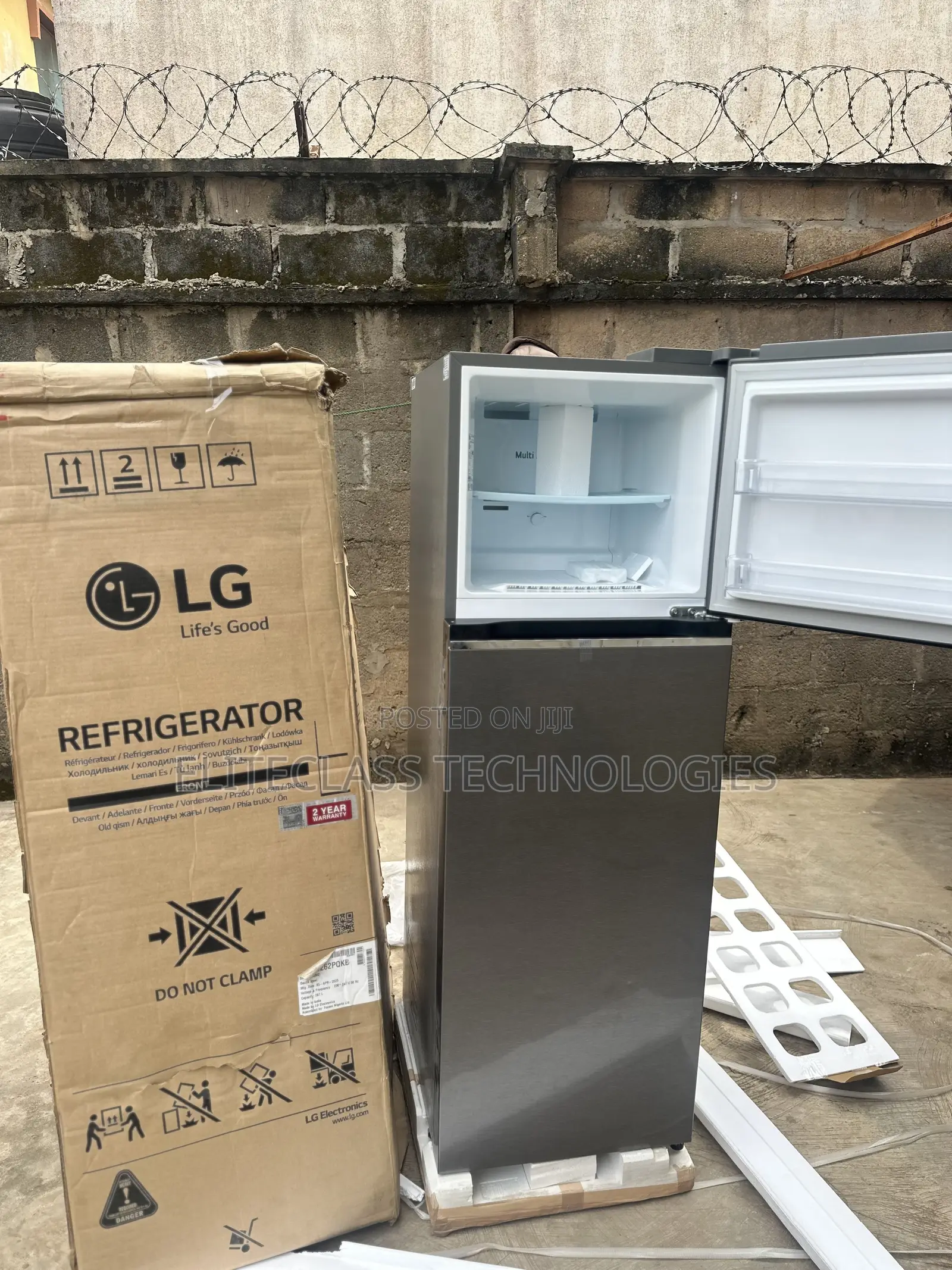 LG GL-B262PQKB 266L Double Door Kitchen Refrigerator