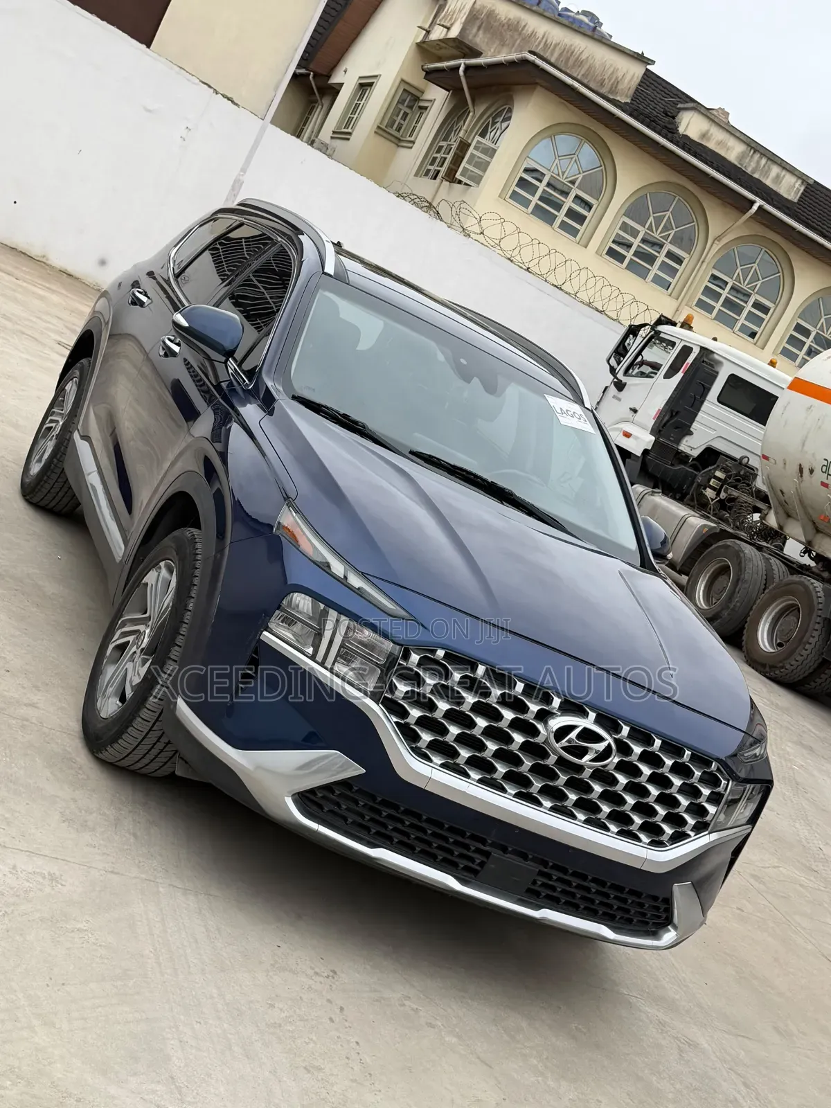 Hyundai Santa Fe Limited 2022 Blue