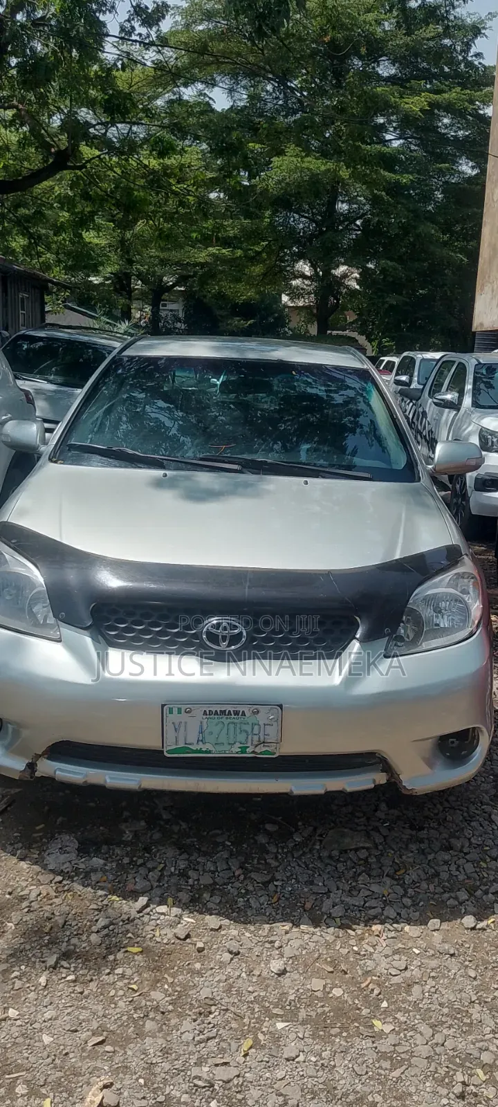 Toyota Matrix 2004 Silver
