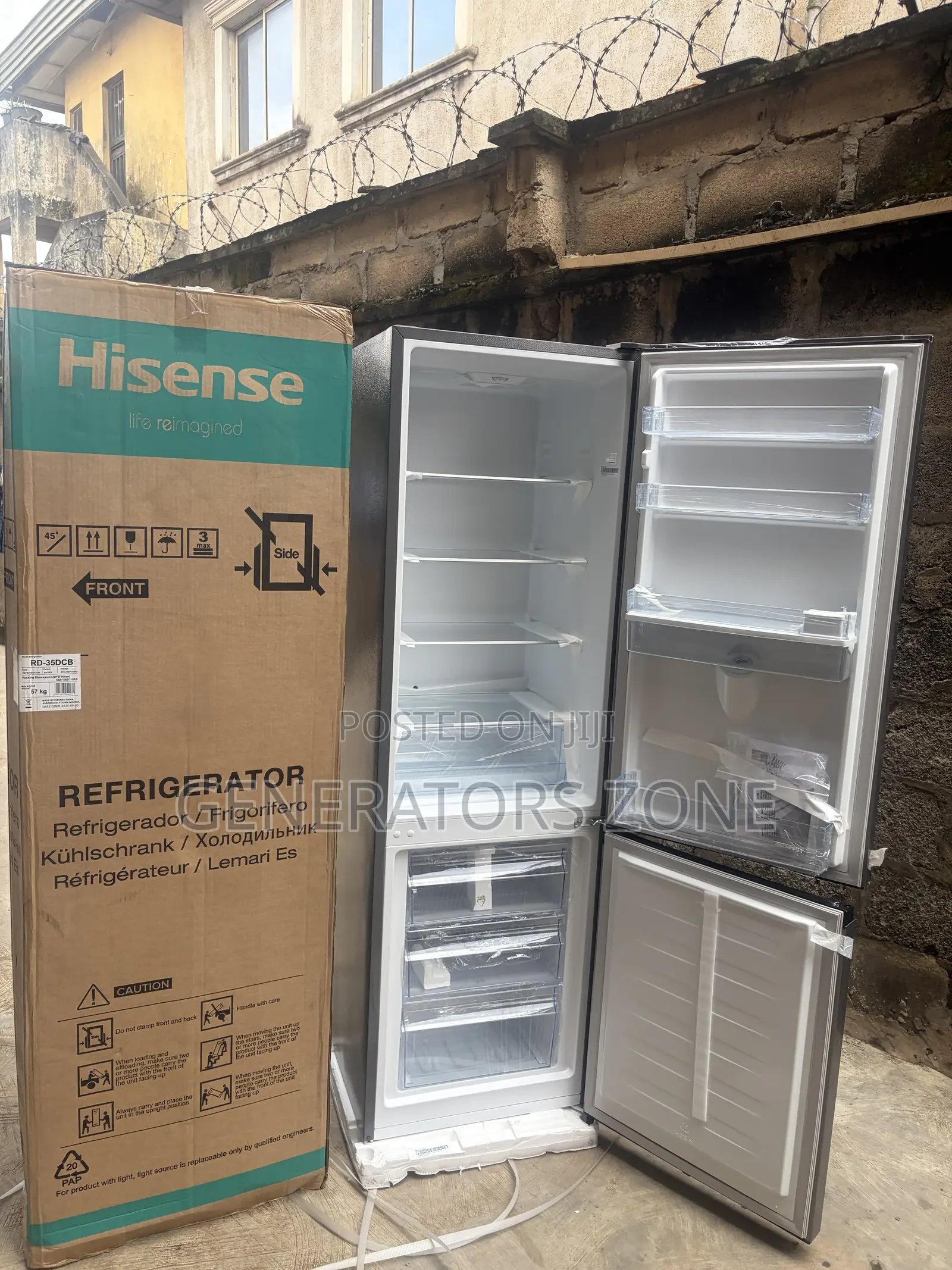 Hisense RD-35DCB 264L Silver Fridge Freezer Appliance