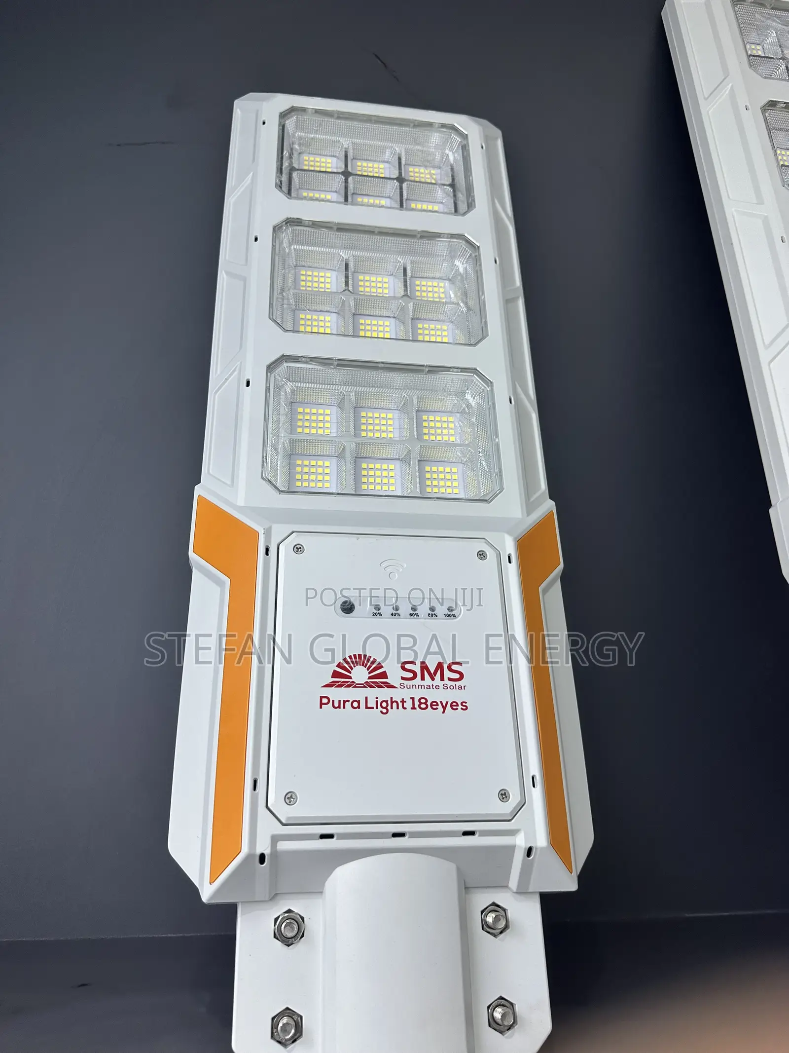 18eyes SMS Pura Light Solar Street Light