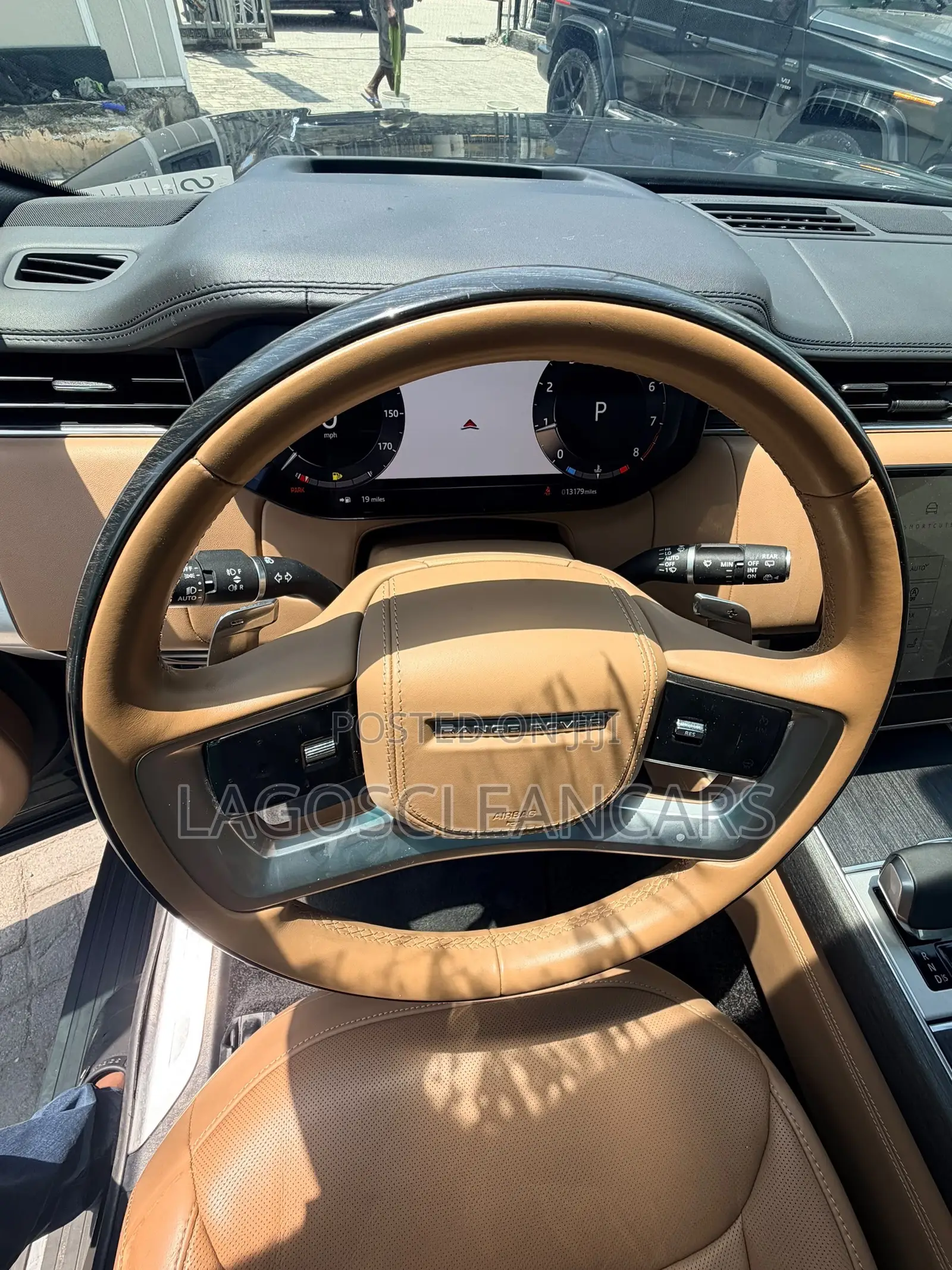 Land Rover Range Rover Vogue 2024 Black