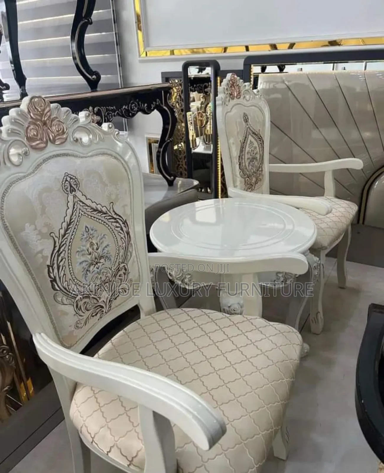 Luxury Royal Me and You