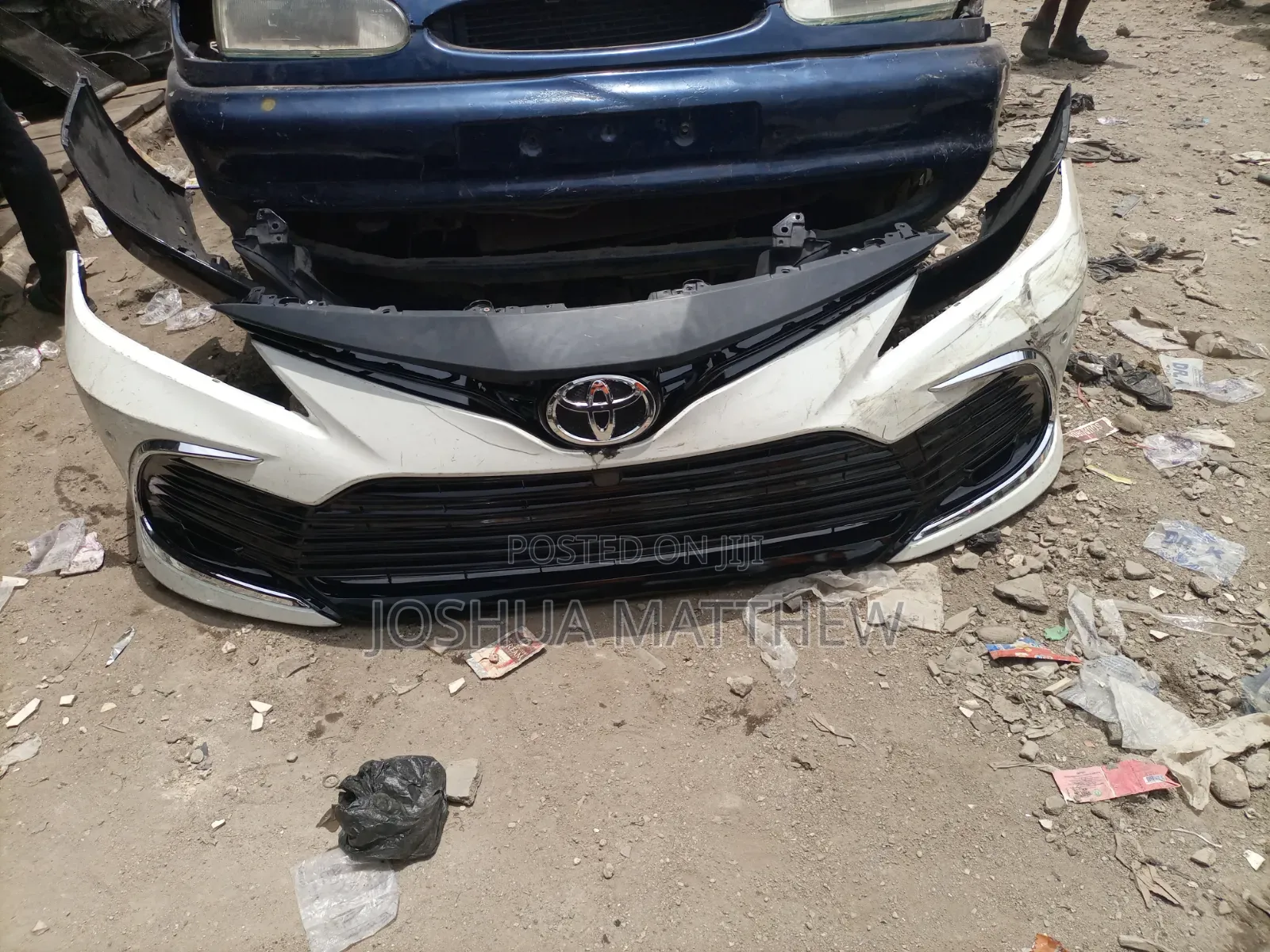 Toyota Camry LE 2021-23
