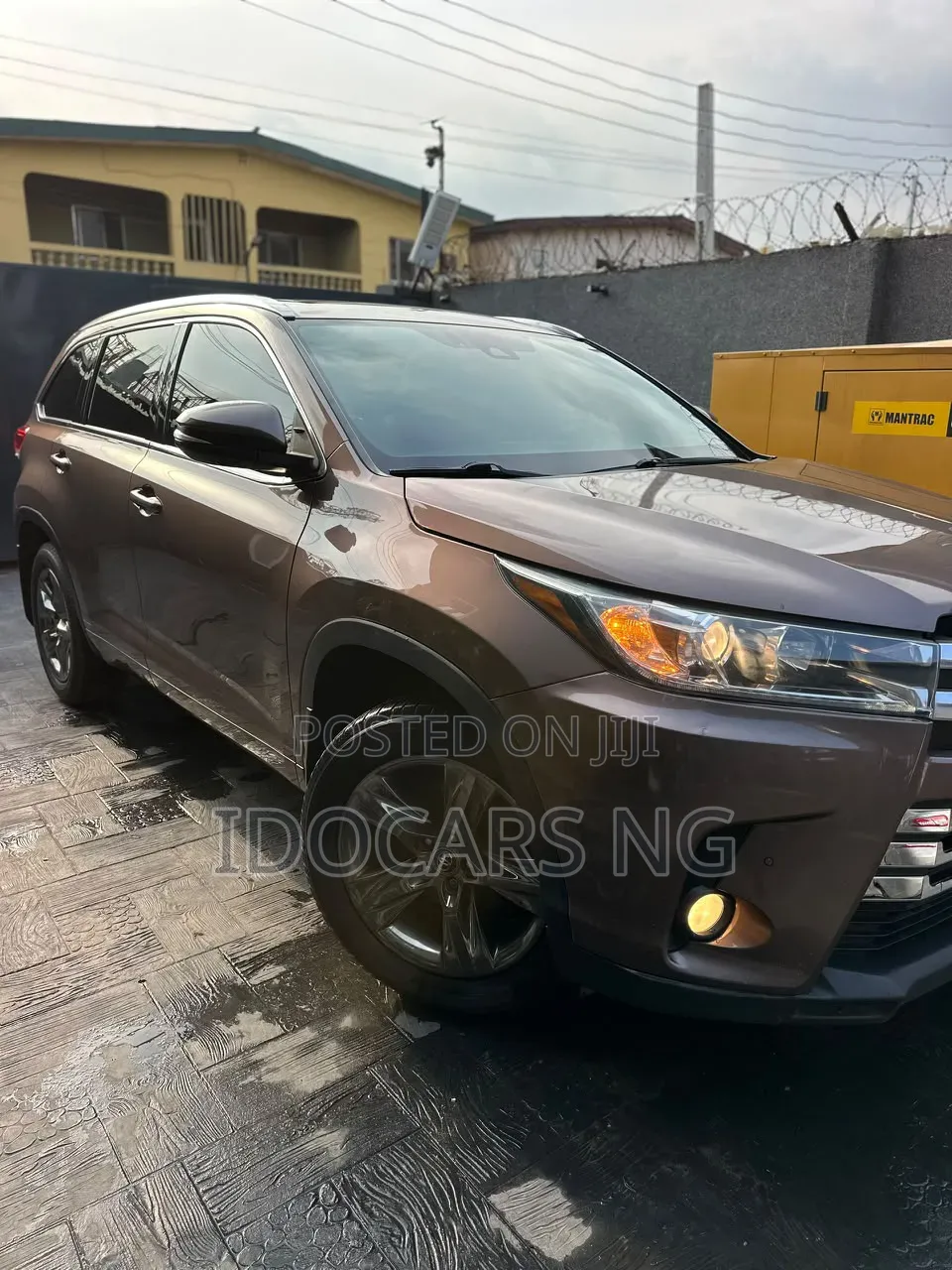 Toyota Highlander Limited Platinum 2019 Gold