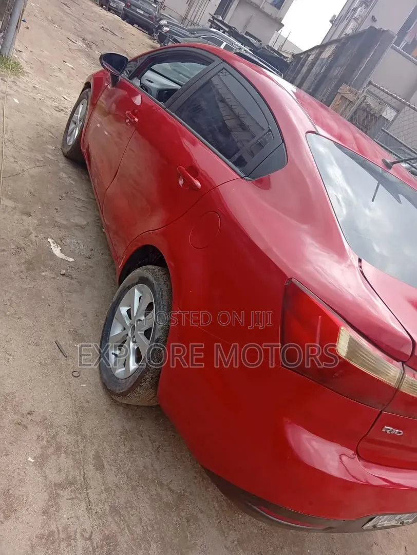 Kia Rio 2014 Red