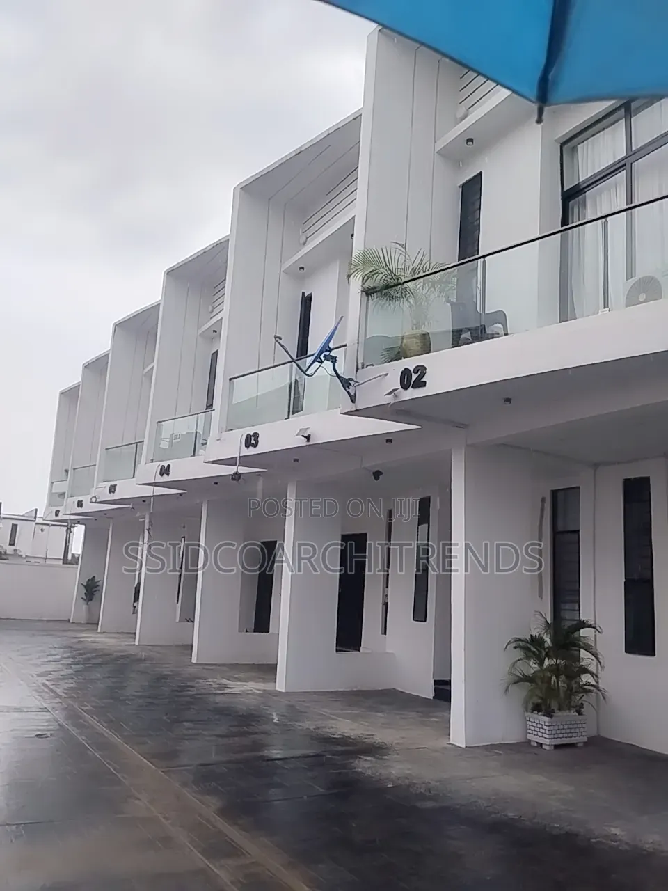 4bdrm Duplex in Call To Access for sale
