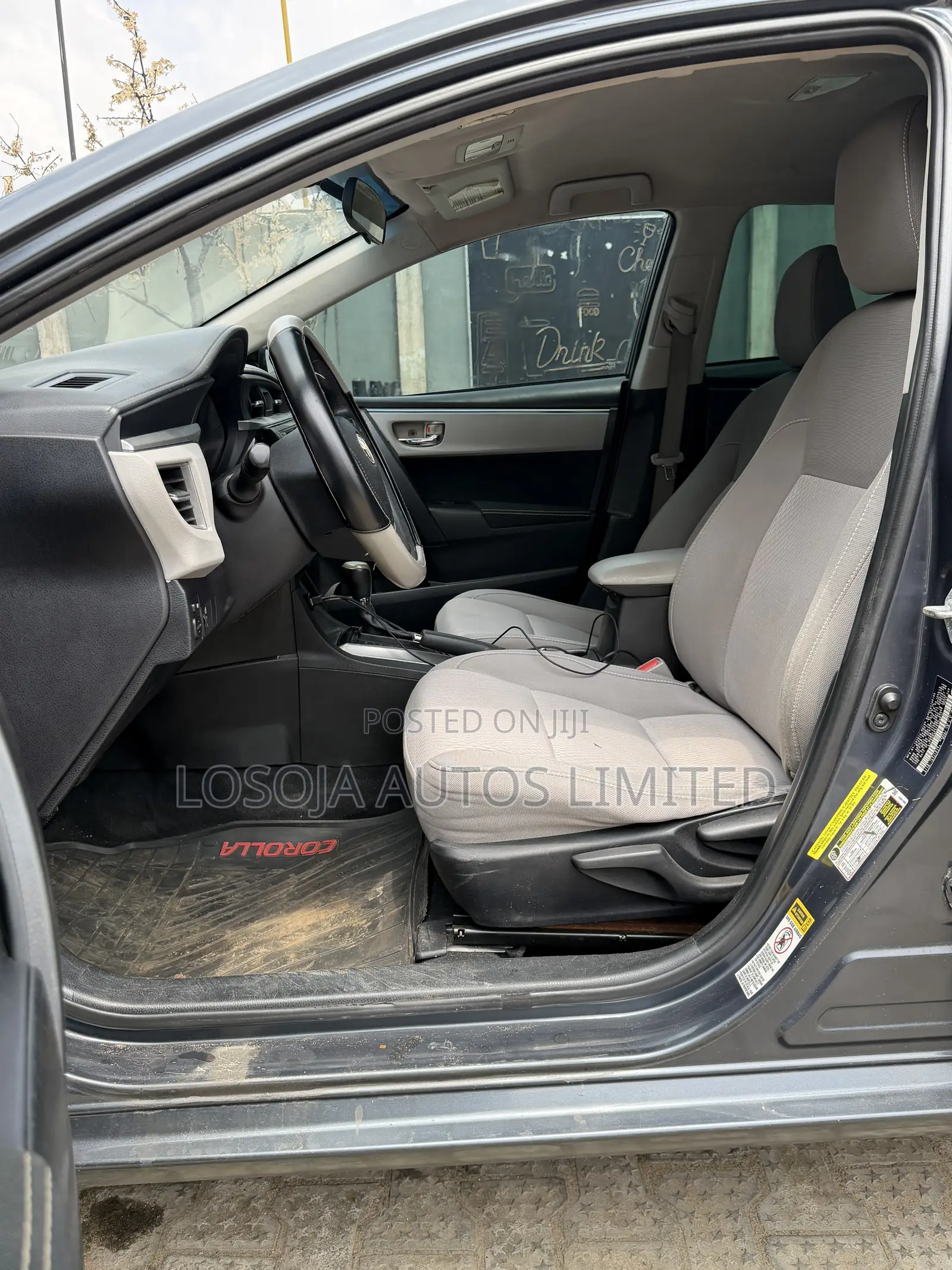 Toyota Corolla LE Eco 4dr Sedan (1.8L 4cyl CVT) 2015 Gray
