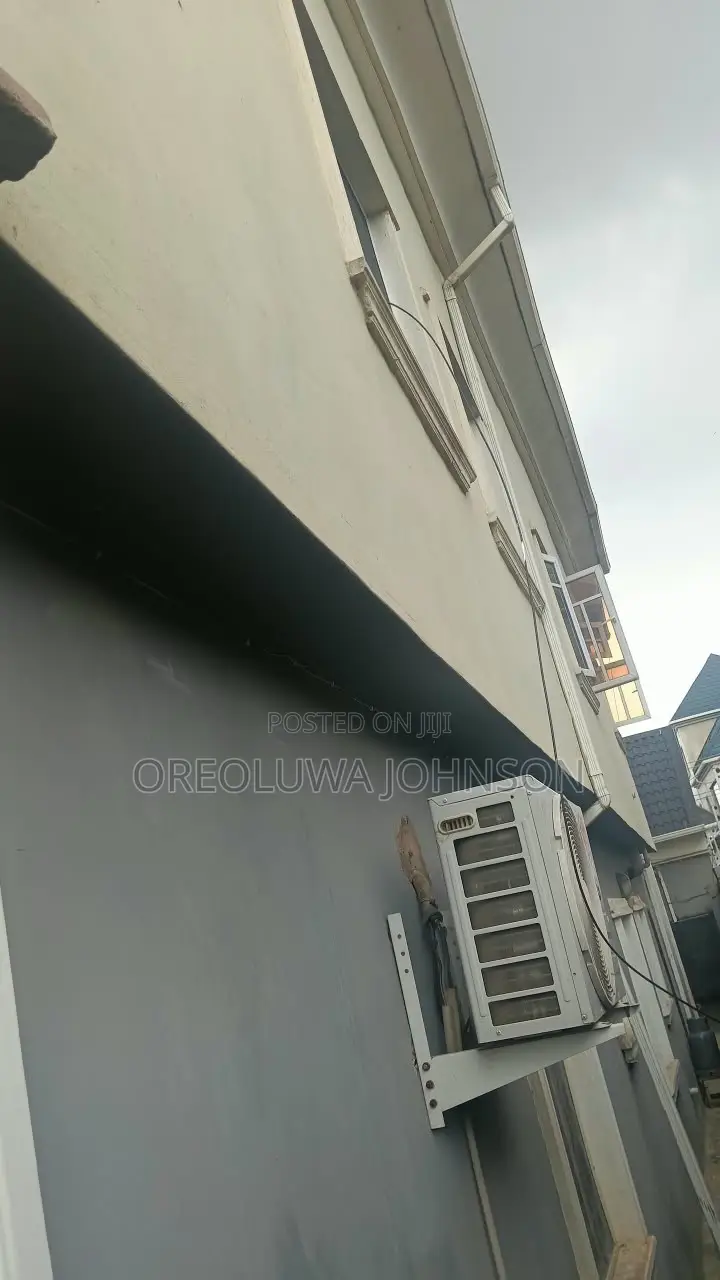 2bdrm Block of Flats in Egbe / Ikotun/Igando for sale