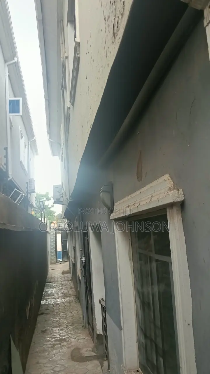 2bdrm Block of Flats in Egbe / Ikotun/Igando for sale