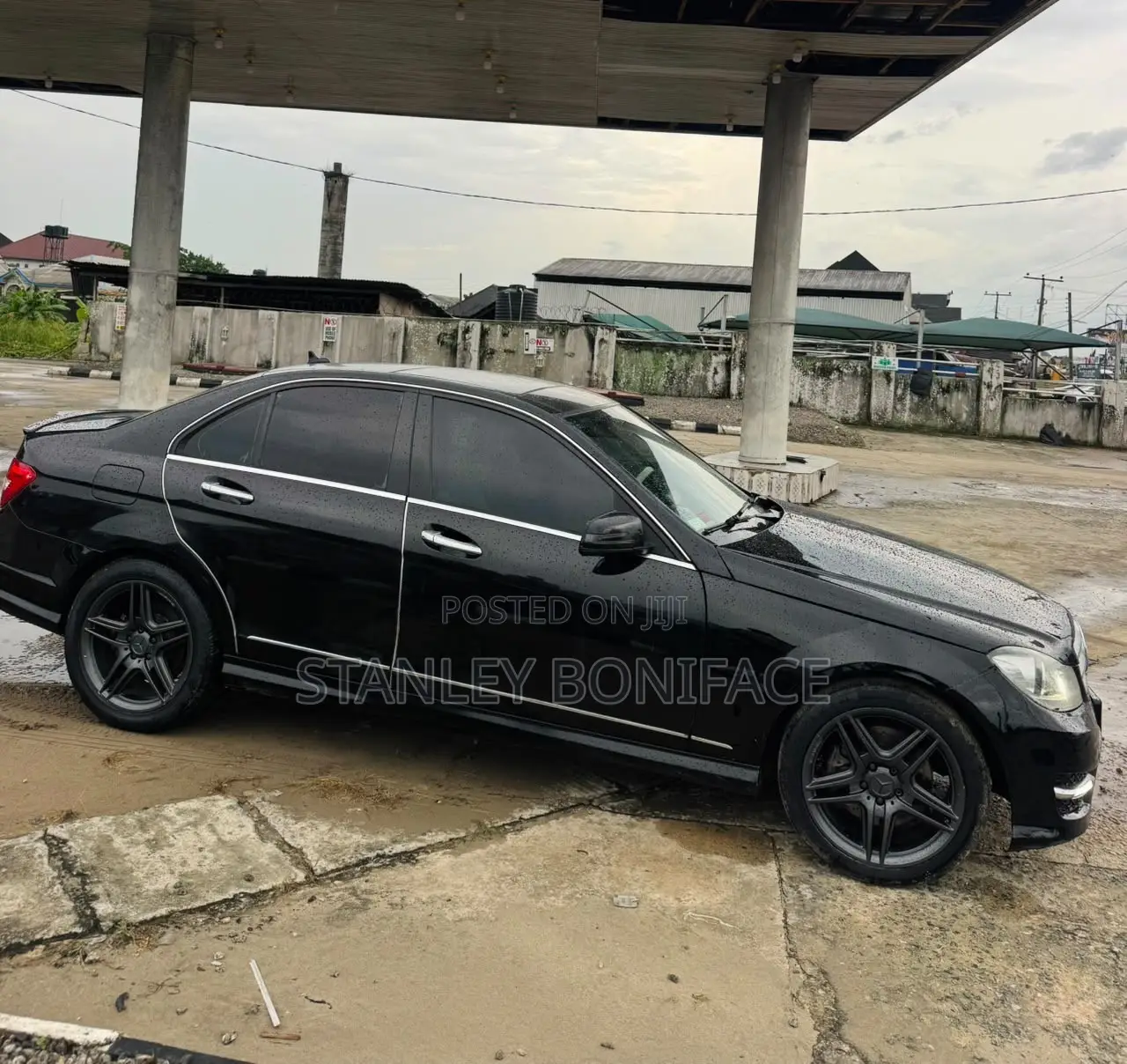 Mercedes-Benz C300 2010 Black