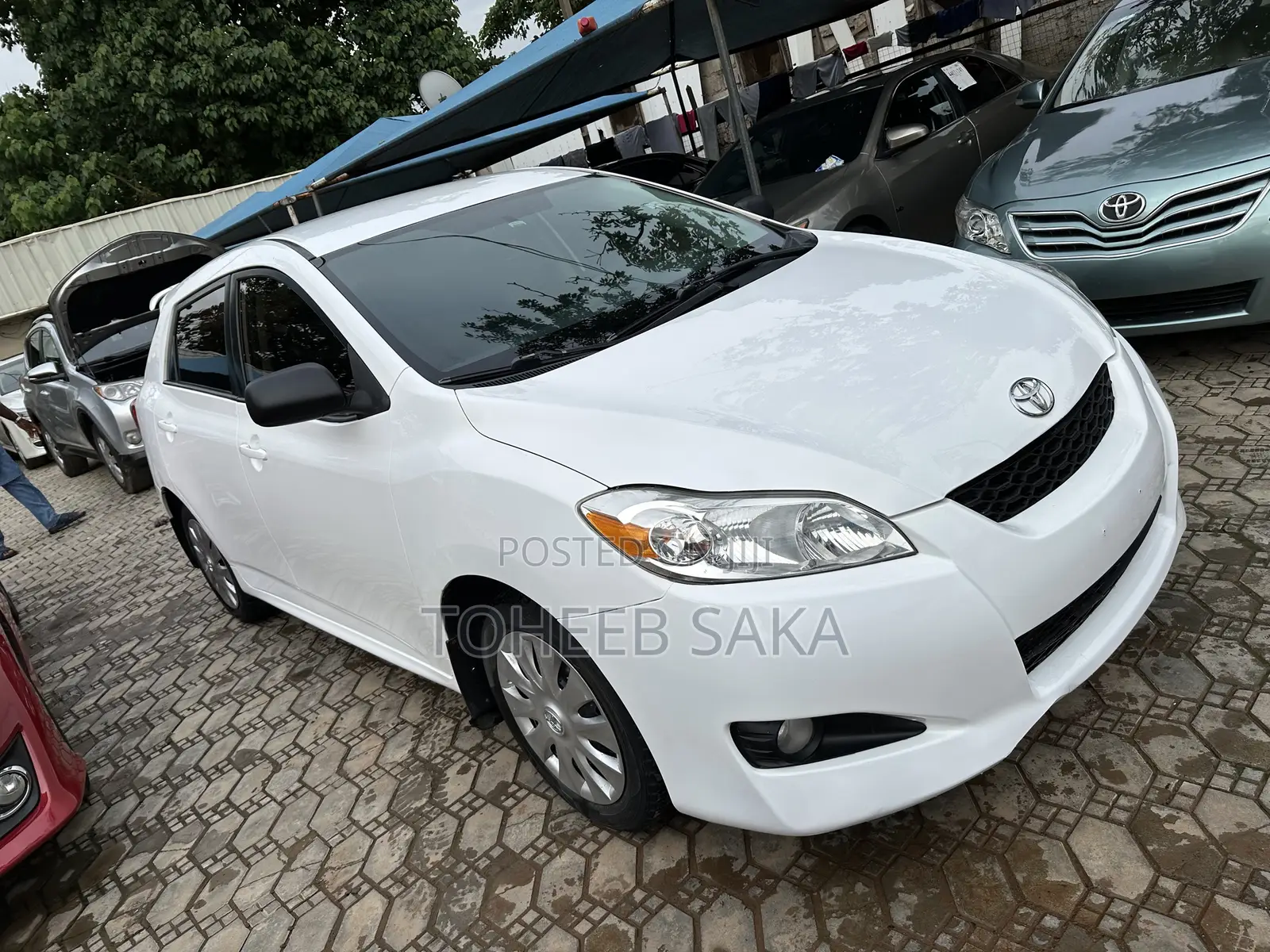 Toyota Matrix 2010 White
