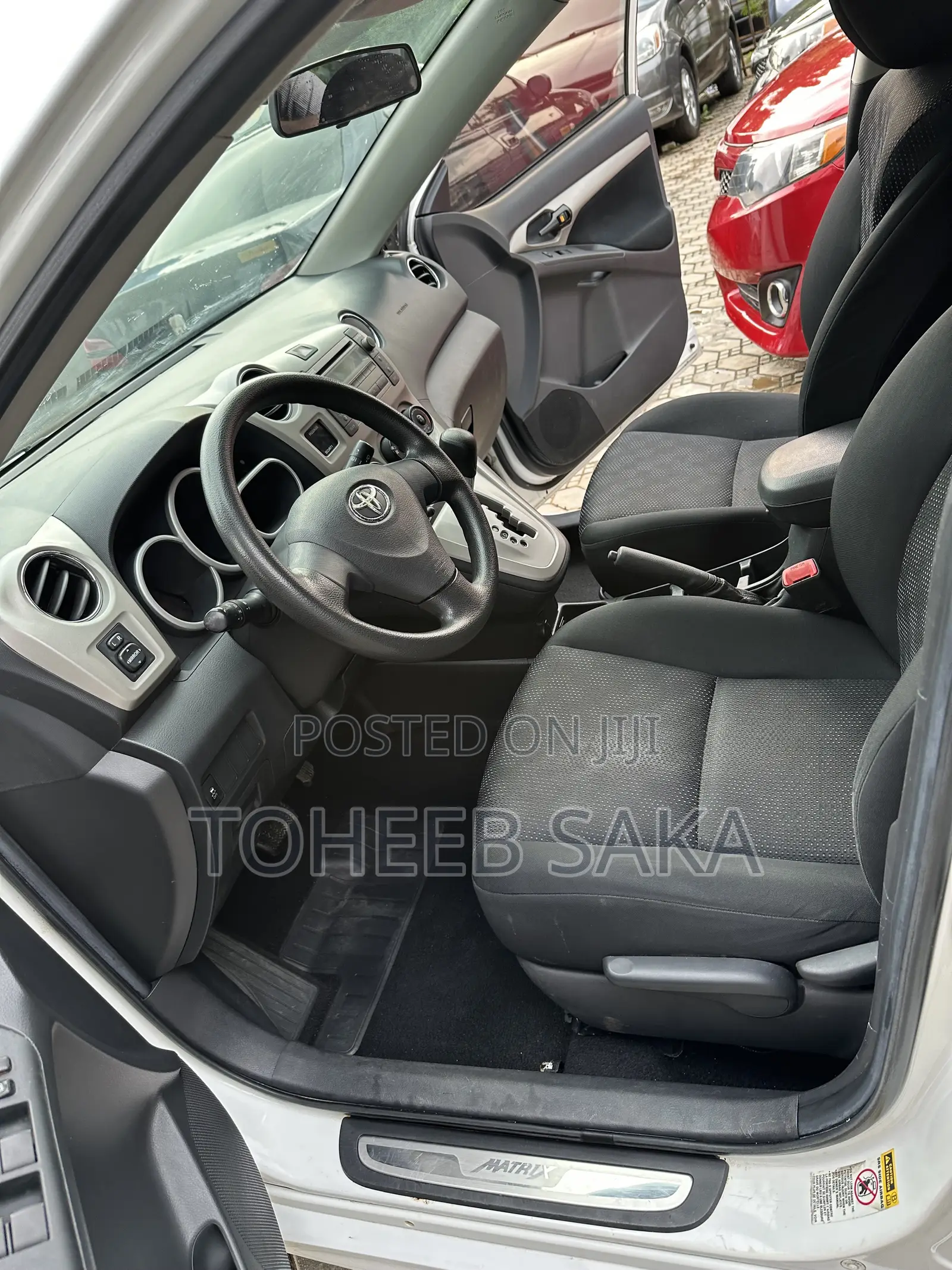 Toyota Matrix 2010 White
