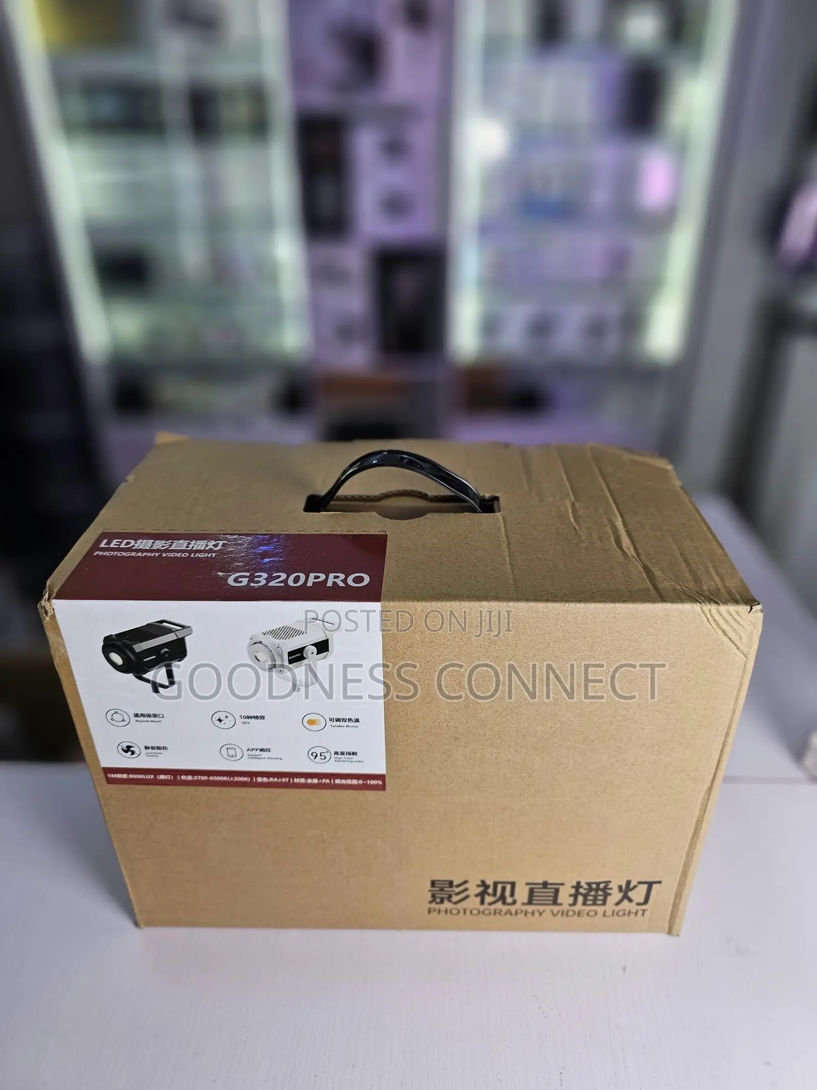 G320PRO LED Photography & Video Light.