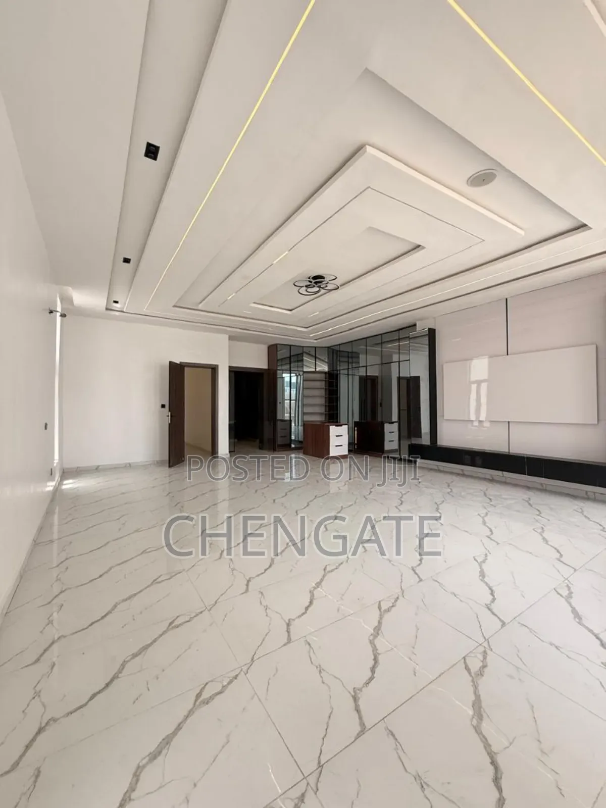5bdrm Duplex in Ajah for sale