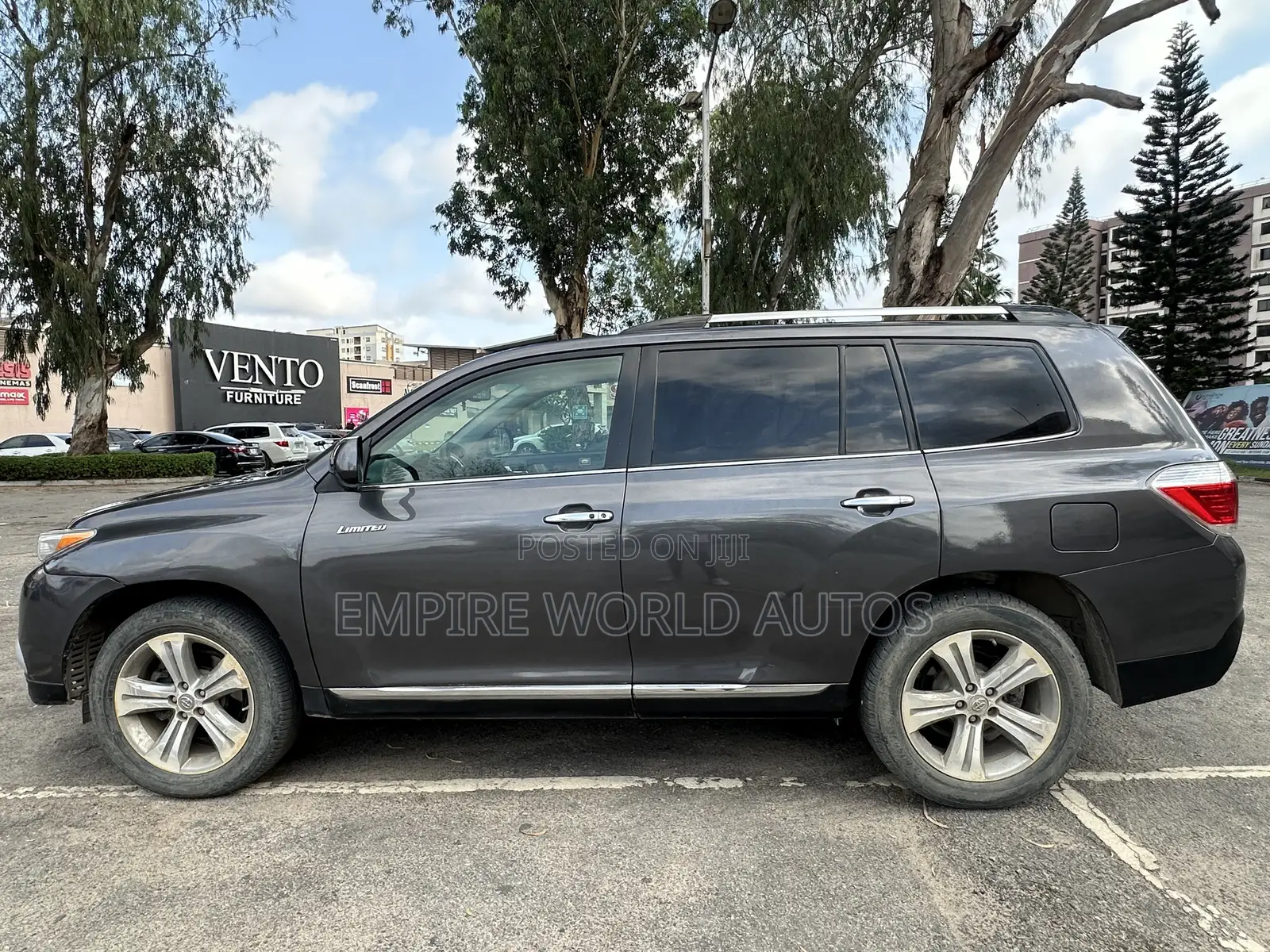 Toyota Highlander Limited 3.5l 4WD 2013 Gray