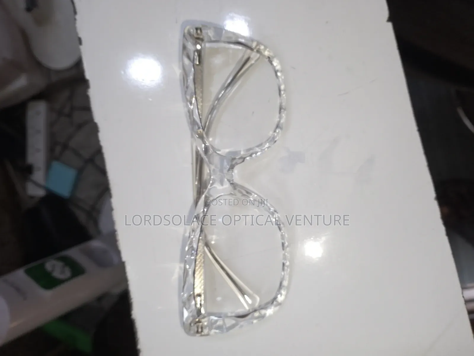 Photochromic Lense