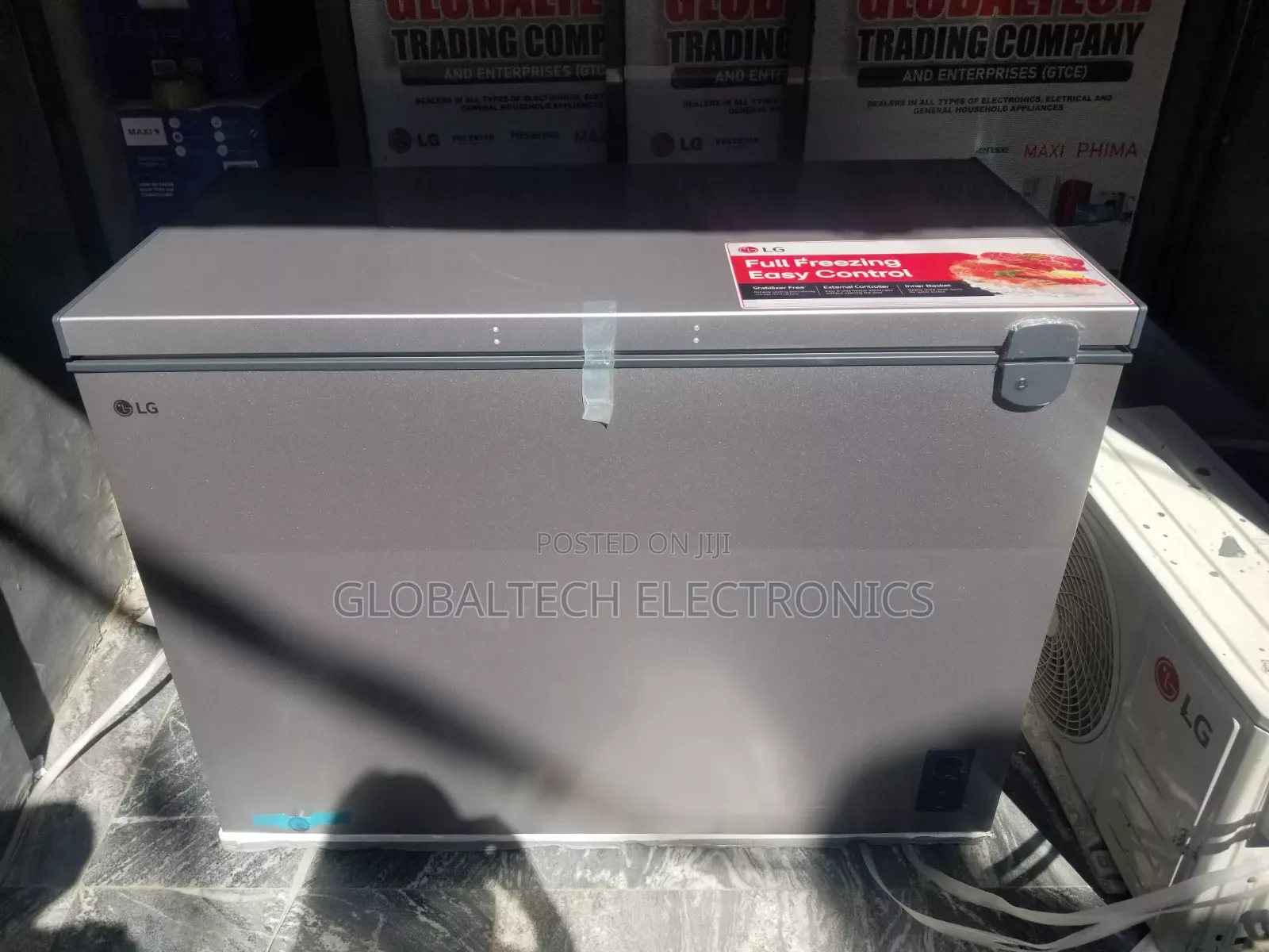 LG Chest Freezer 291l (Gcfb305bqcf)