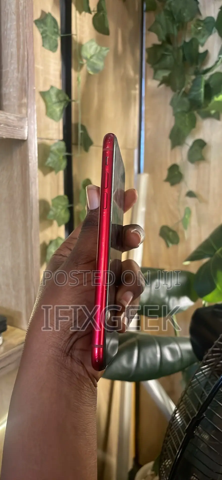 Apple iPhone XR 64 GB Red