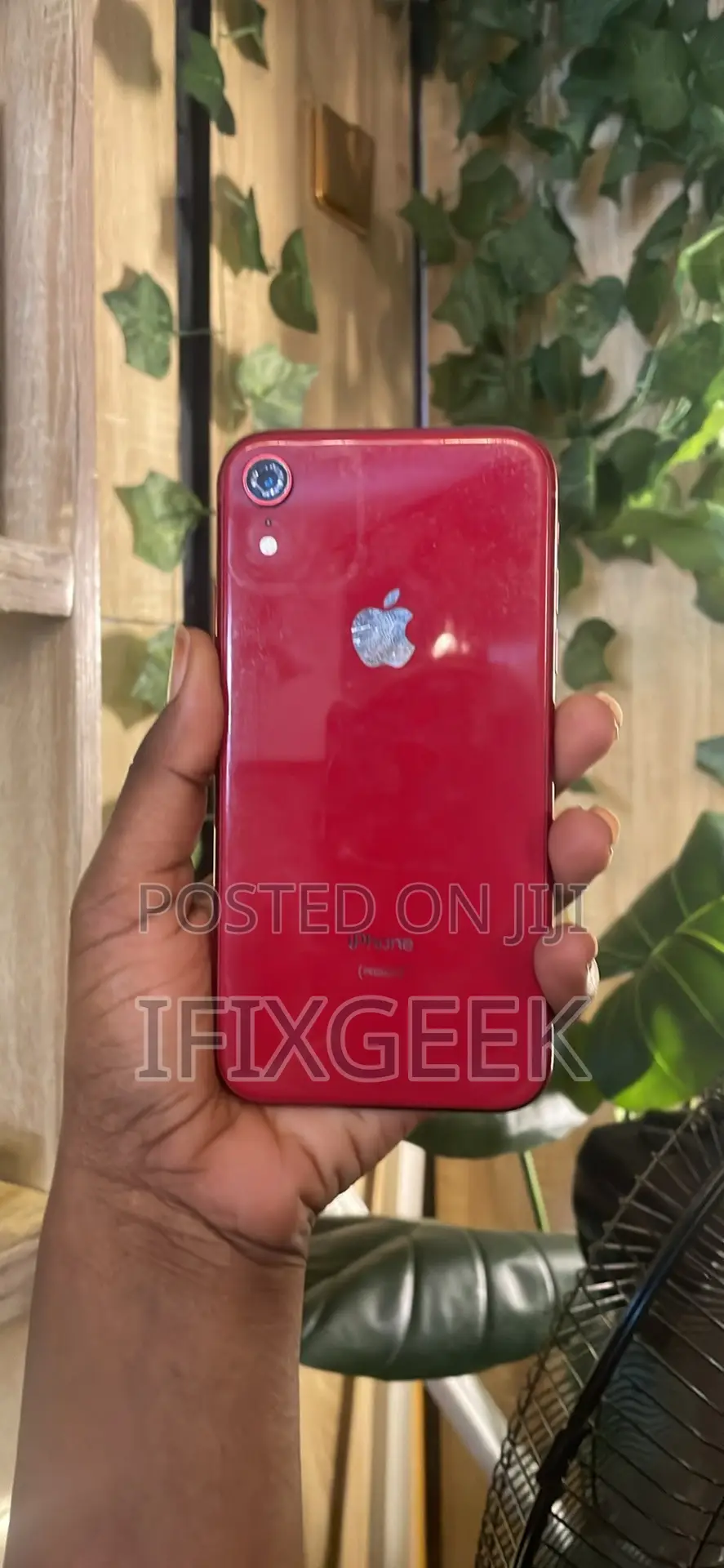Apple iPhone XR 64 GB Red