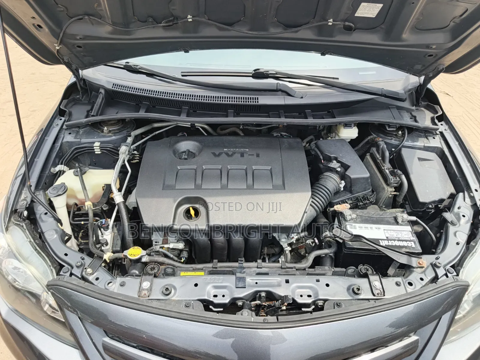 Toyota Corolla S 4dr Sedan (1.8L 4cyl 4A) 2013 Gray