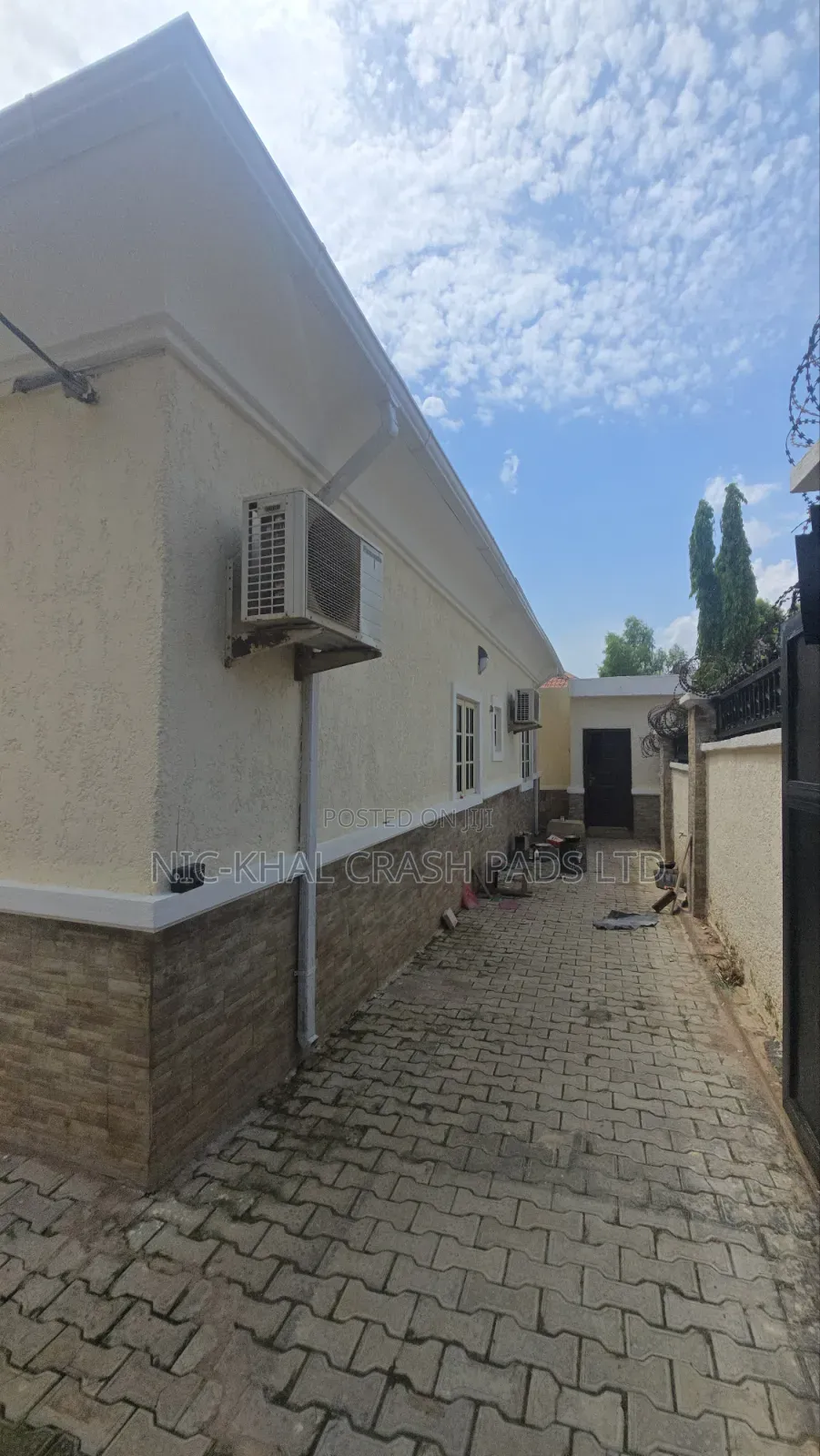 3bdrm Bungalow in Dawaki for rent