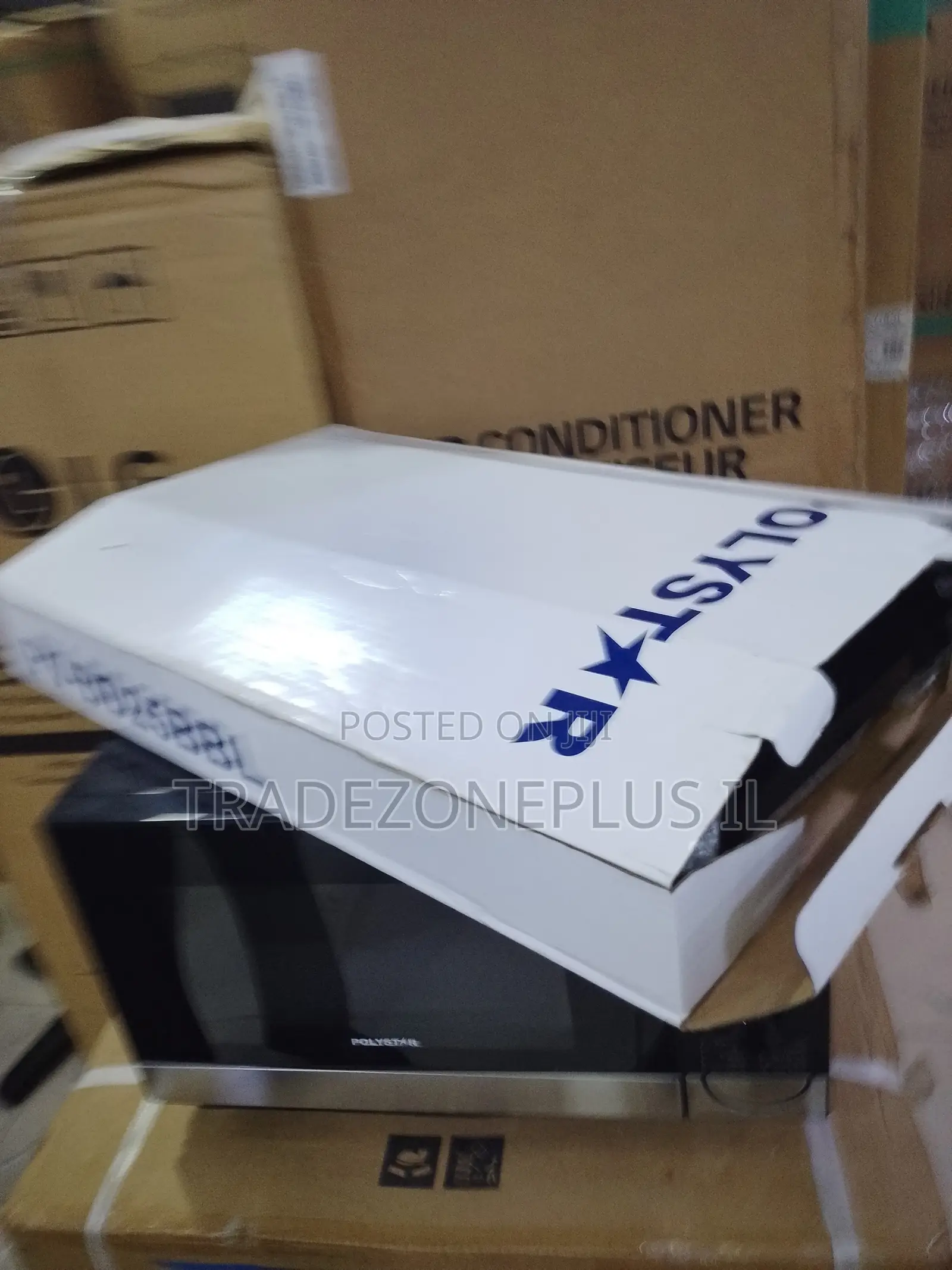 Polystar PV-BD25BBL for a Neat Kitchen Finish