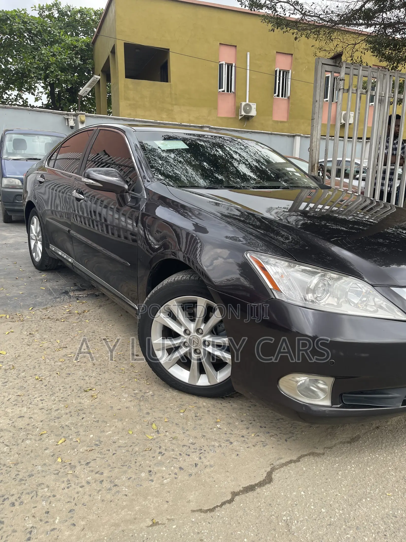 Lexus ES 350 2011 Brown