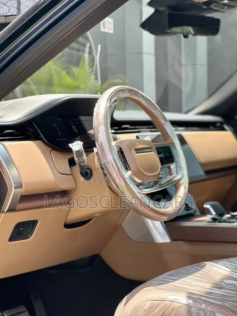 Land Rover Range Rover Vogue 2023 Blue