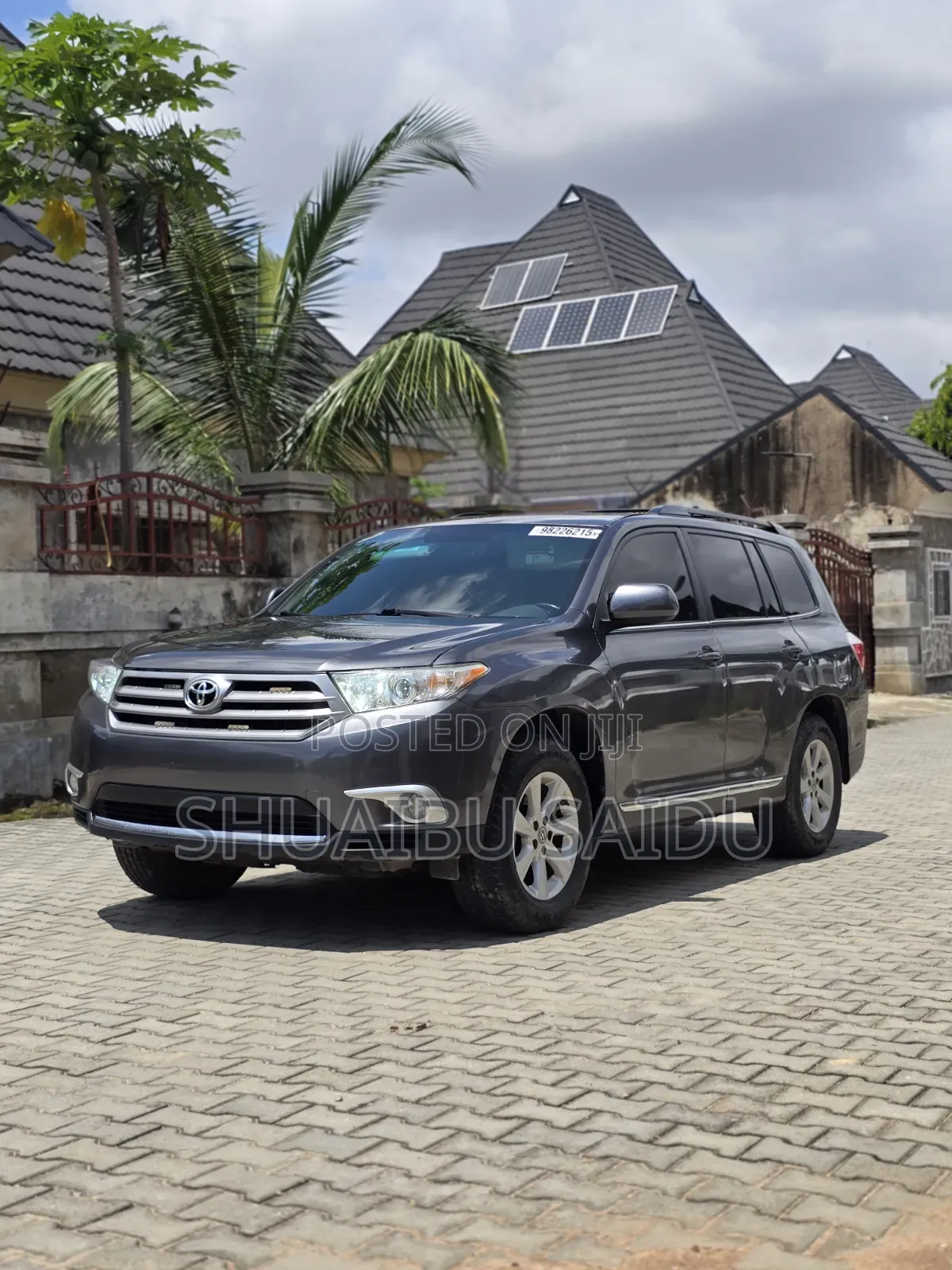 Toyota Highlander Limited 2012 Gray