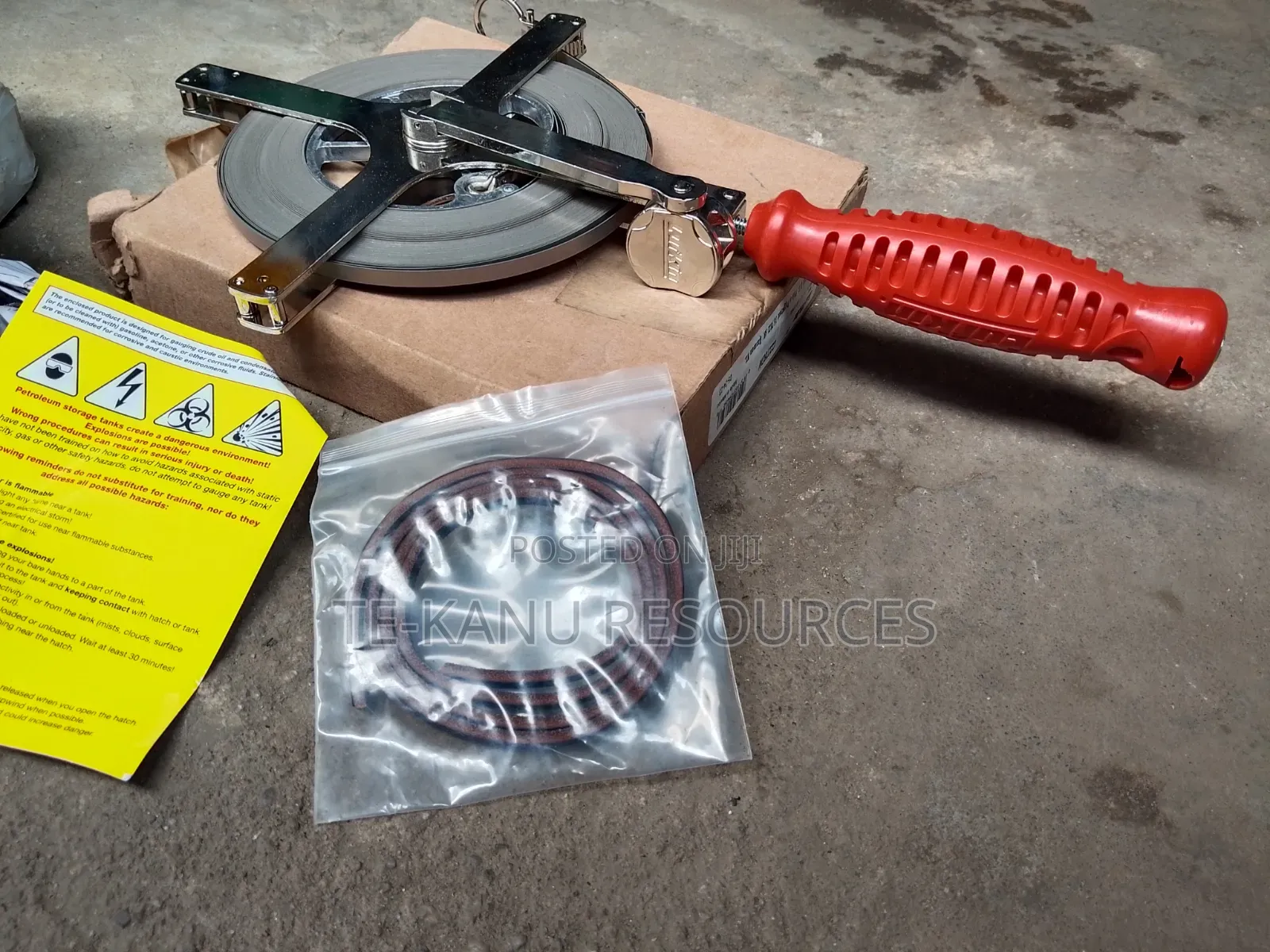 Crescent Lufkin Derrick Chrome Clad Steel Tape Measure