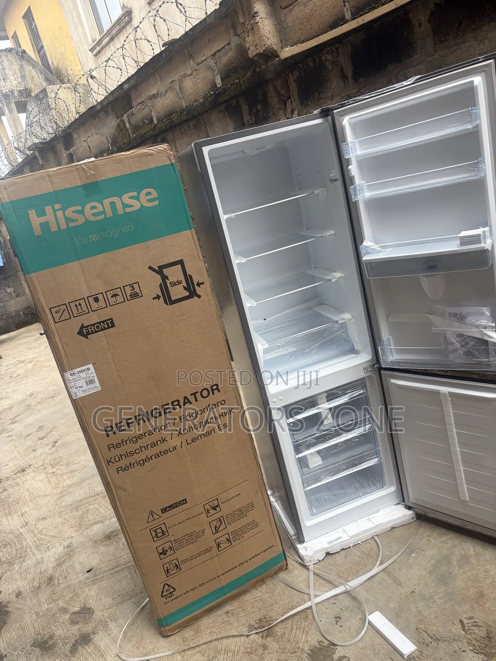 Hisense 264L Water Dispenser Fridge Freezer for Kitchen Installation