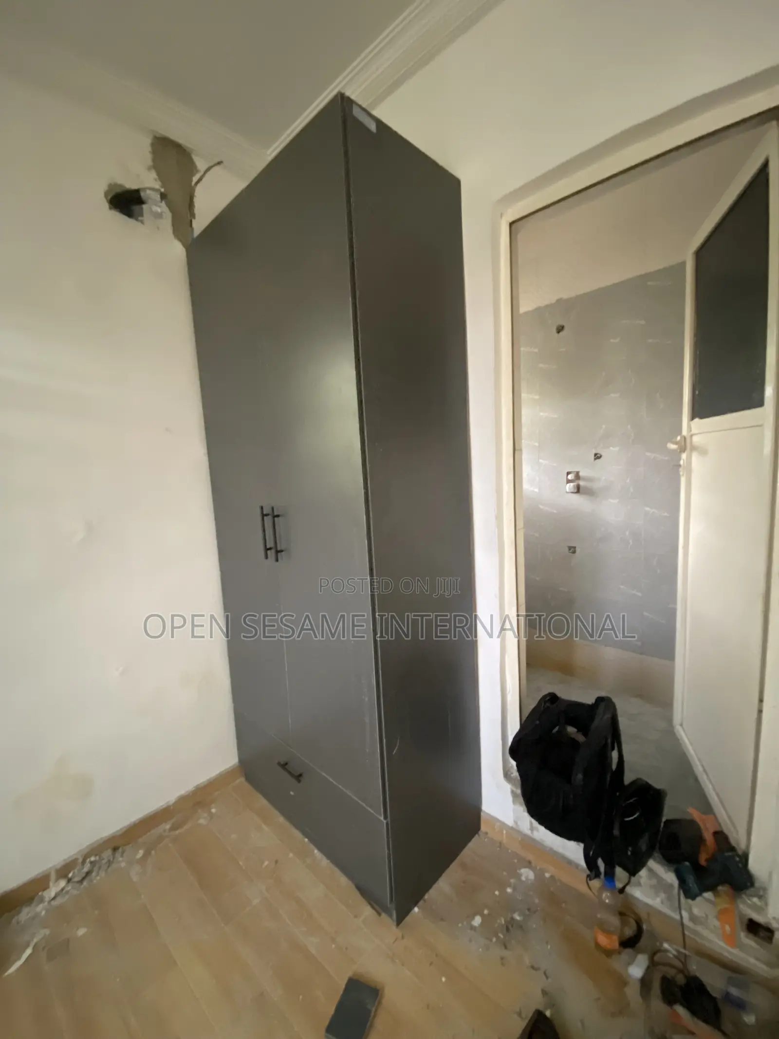 Wardrope Two Door