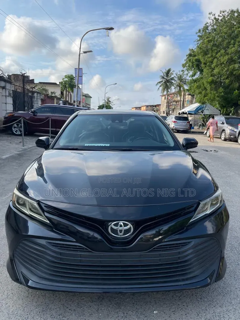 Toyota Camry 2020 Black