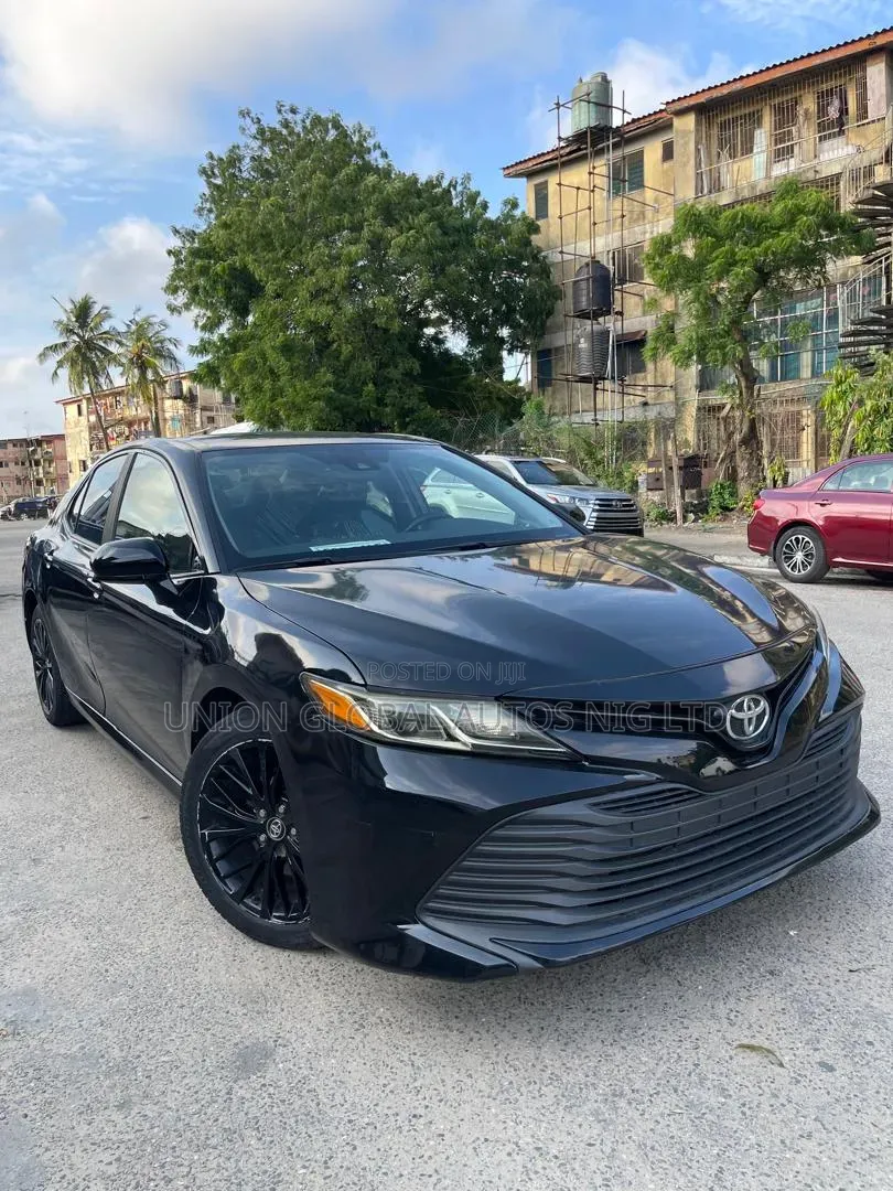 Toyota Camry 2020 Black
