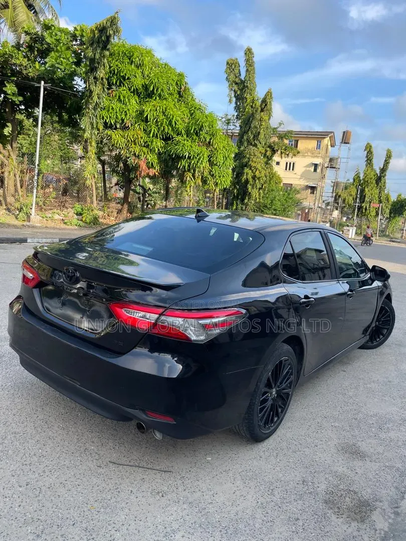 Toyota Camry 2020 Black