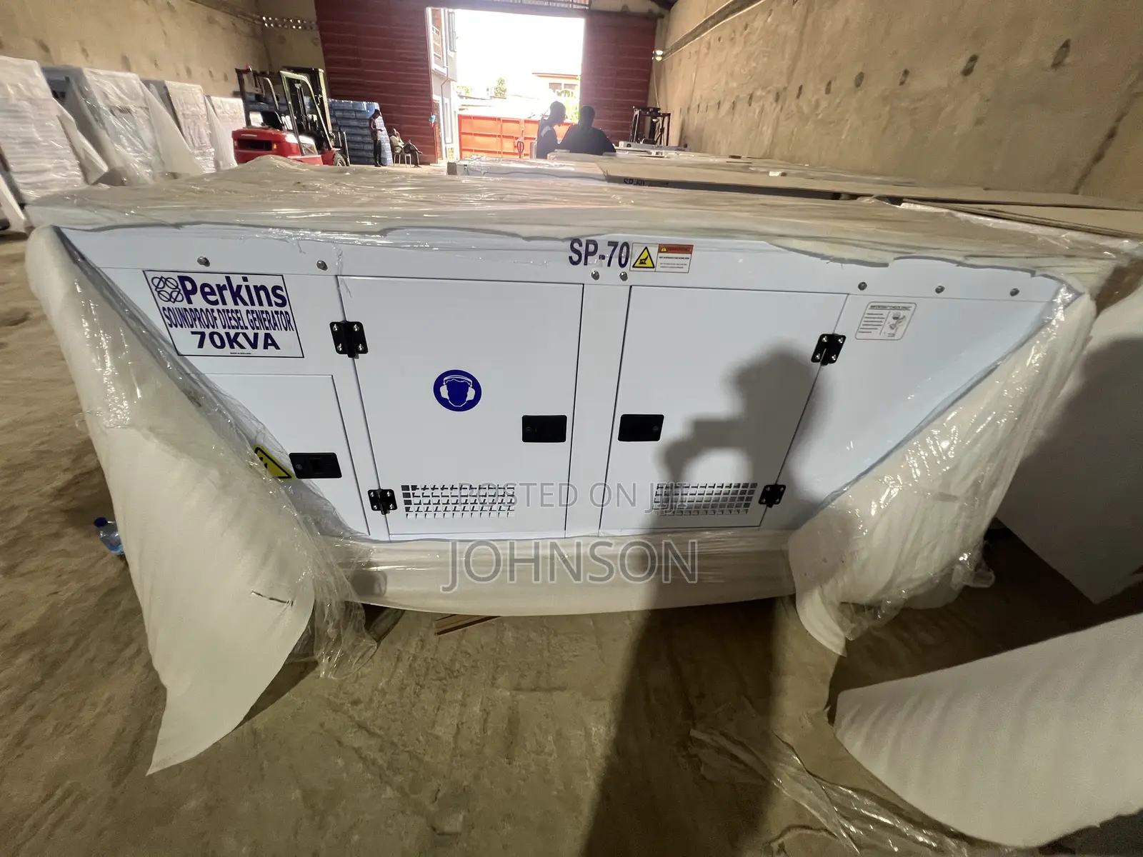 70kva Brand New UKPerkins Soundproof Diesel Generator 100% Copper 
