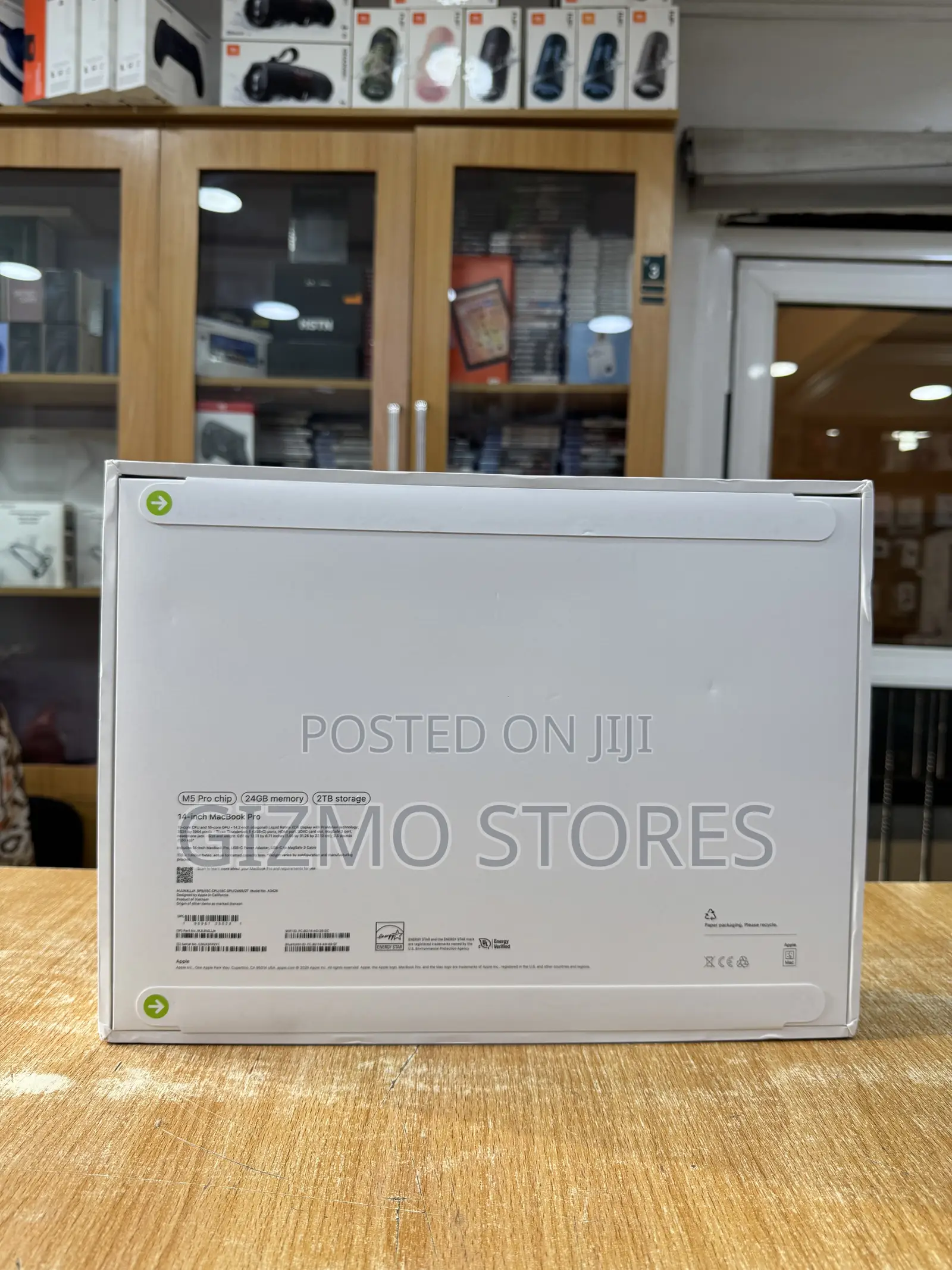 New Laptop Apple MacBook Pro 2026 M5 Pro 24GB Apple M5 Pro SSD 2T